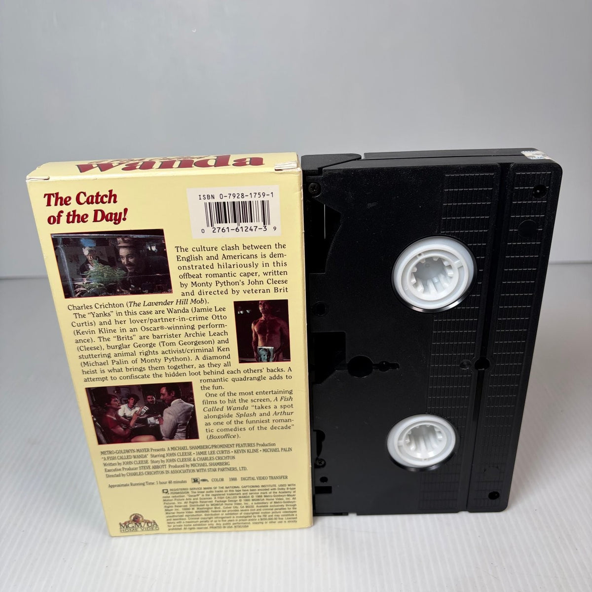 A Fish Called Wanda VHS 1988 Comedy Heist MGM/UA Home Video R-Rated