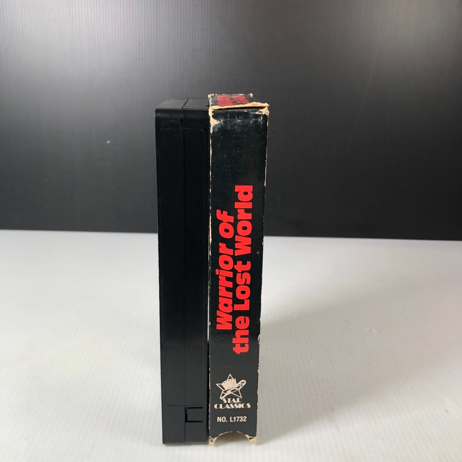 Warrior of the Lost World VHS 1983 Sci-Fi Action Star Classics