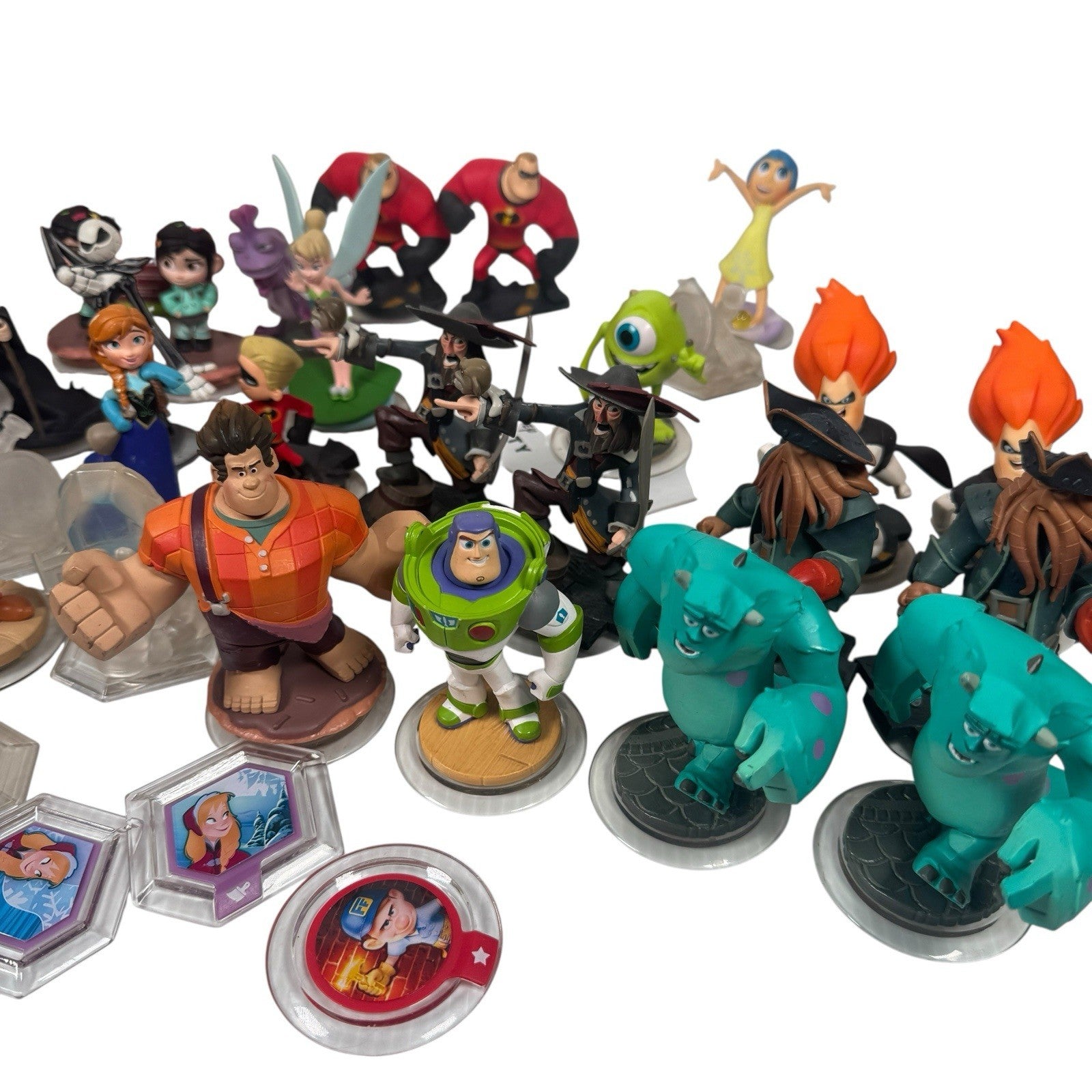 Huge Mixed Disney Infinity 3.0 Lot 35 Characters, Game, Portal & More