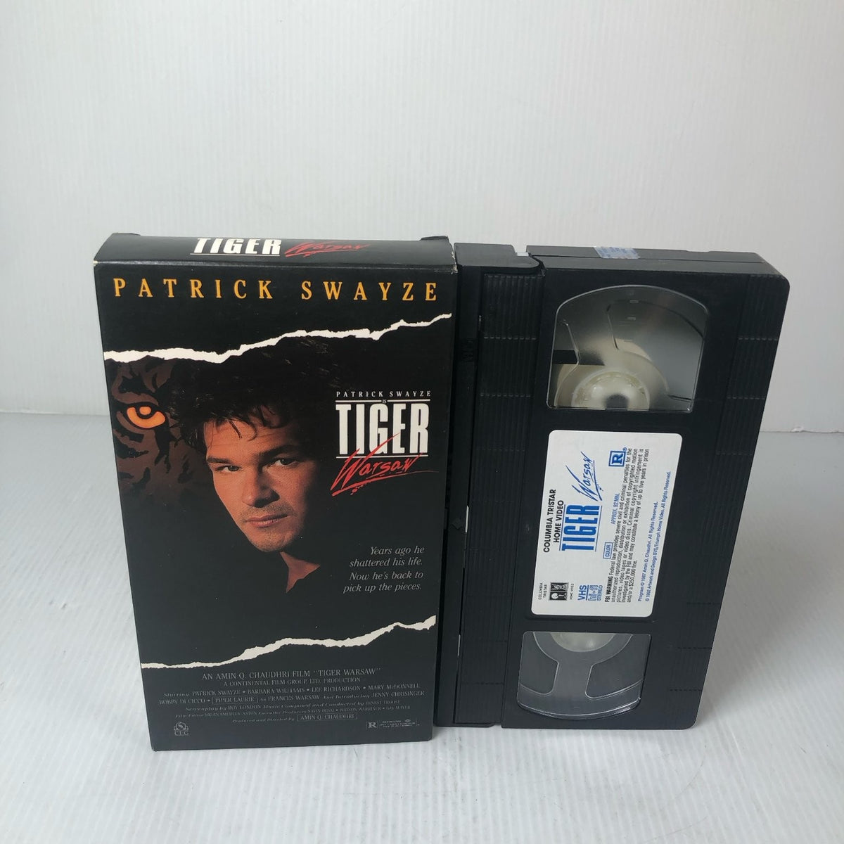 TIGER Warsaw VHS 1987 Drama Patrick Swayze RCA Columbia Home Video