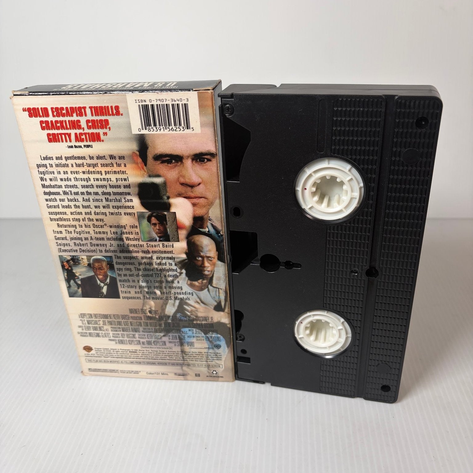 U.S. Marshals VHS 1998 Action Thriller Tommy Lee Jones Warner Bros. 56233