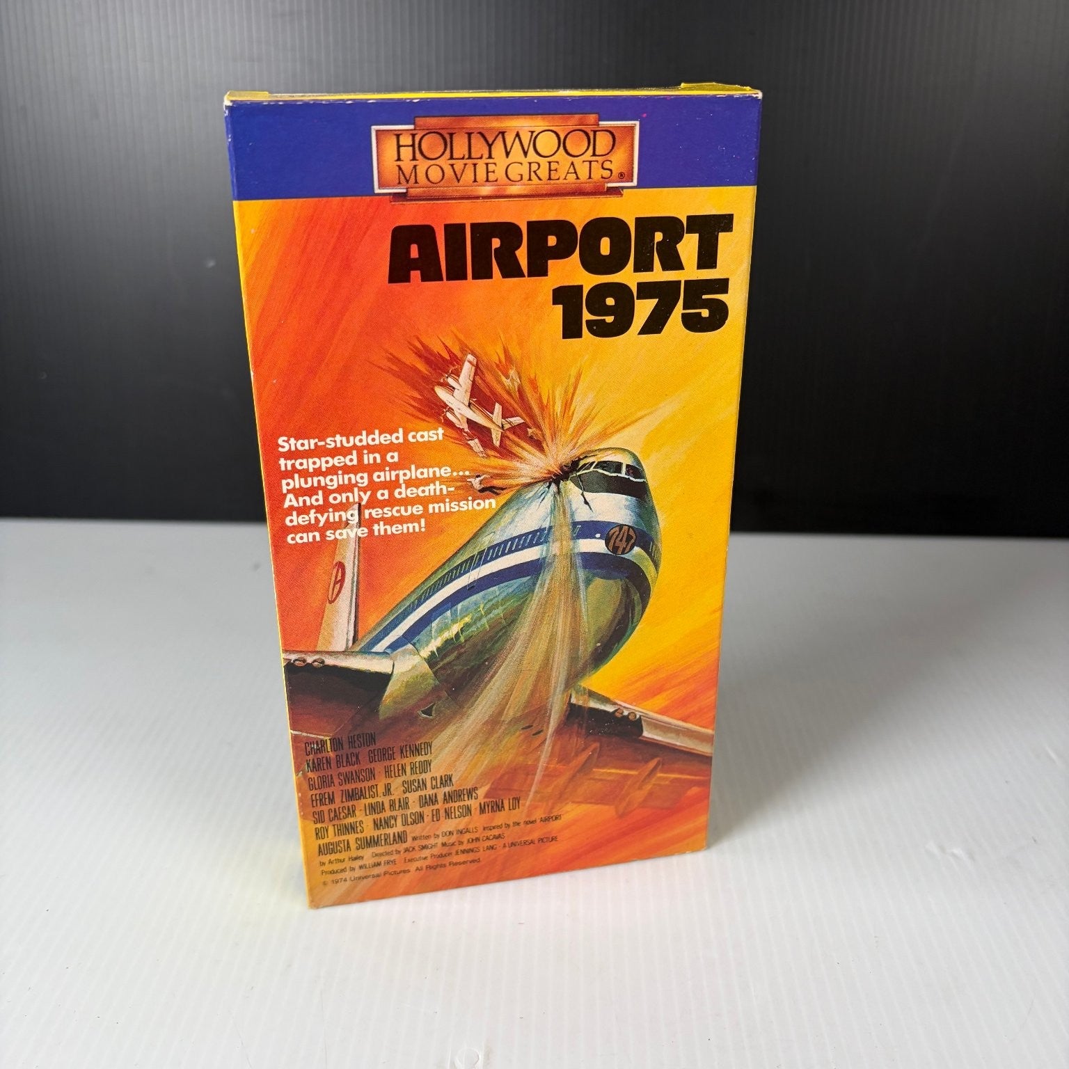 Airport 1975 VHS 1987 Disaster Thriller Original Release Goodtimes