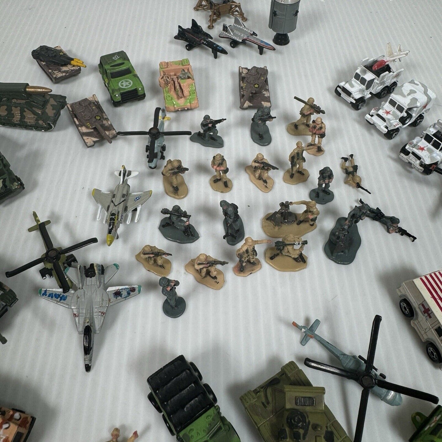 VTG 1990s Lot 50+ Military Micromachines w/ CCCP & US Tanks, Planes, Helicopters