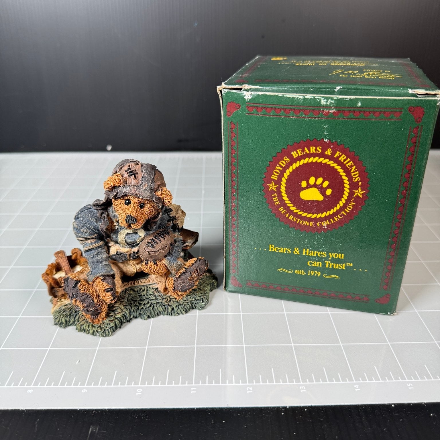 Knute & the Gridiron Boyds Bears & Friends Statue 1994 Limited Edition