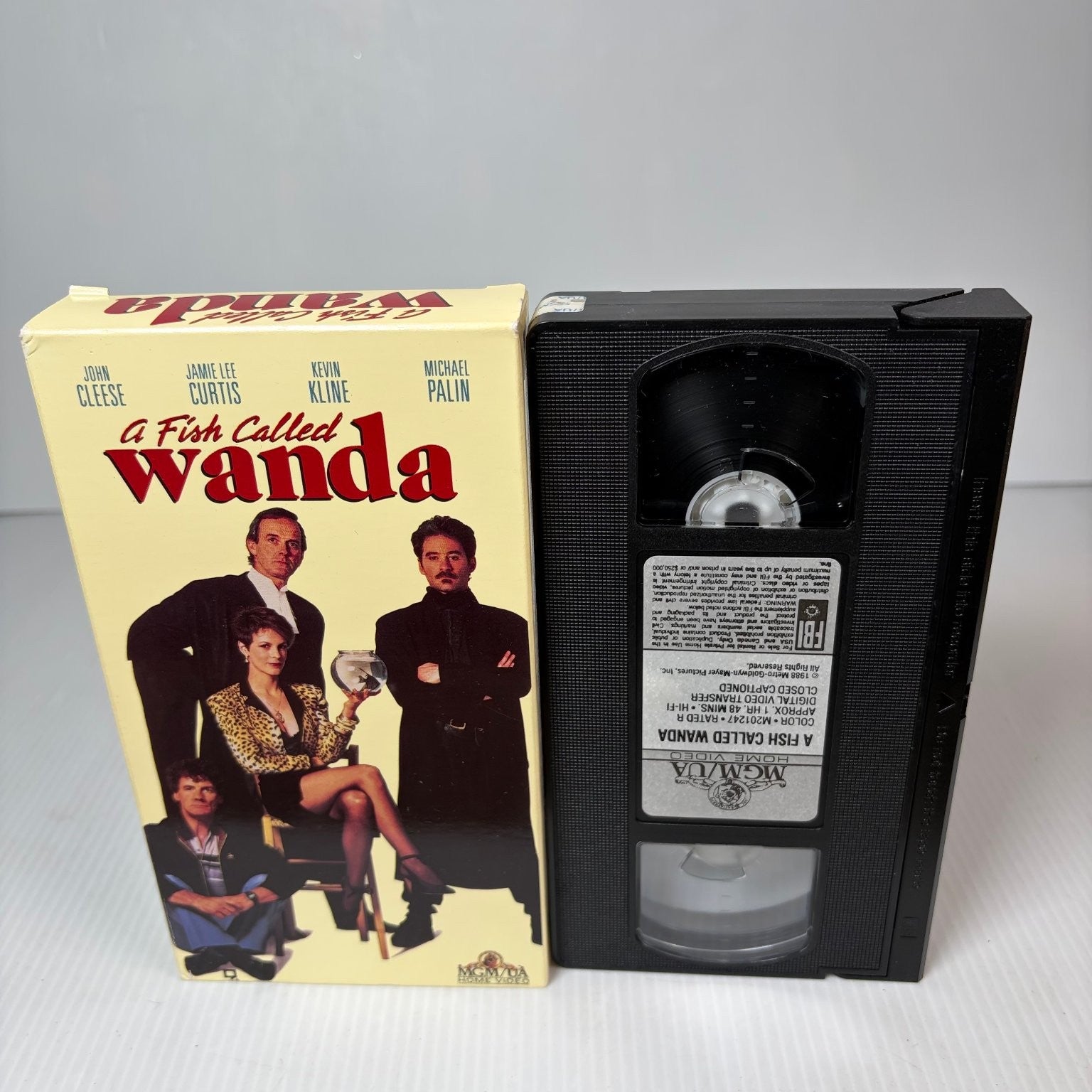 A Fish Called Wanda VHS 1988 Comedy Heist MGM/UA Home Video R-Rated