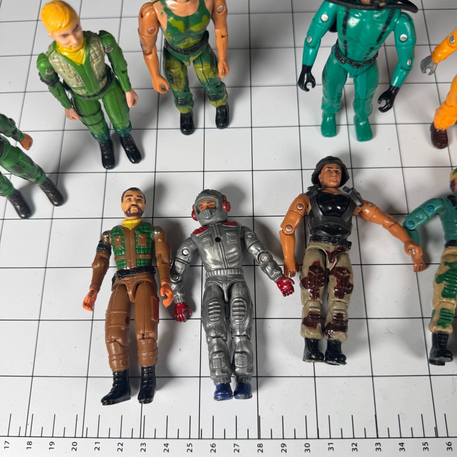 Vintage Remco American Defense US Forces Defenders of Peace 3.75" 9 Figure Lot