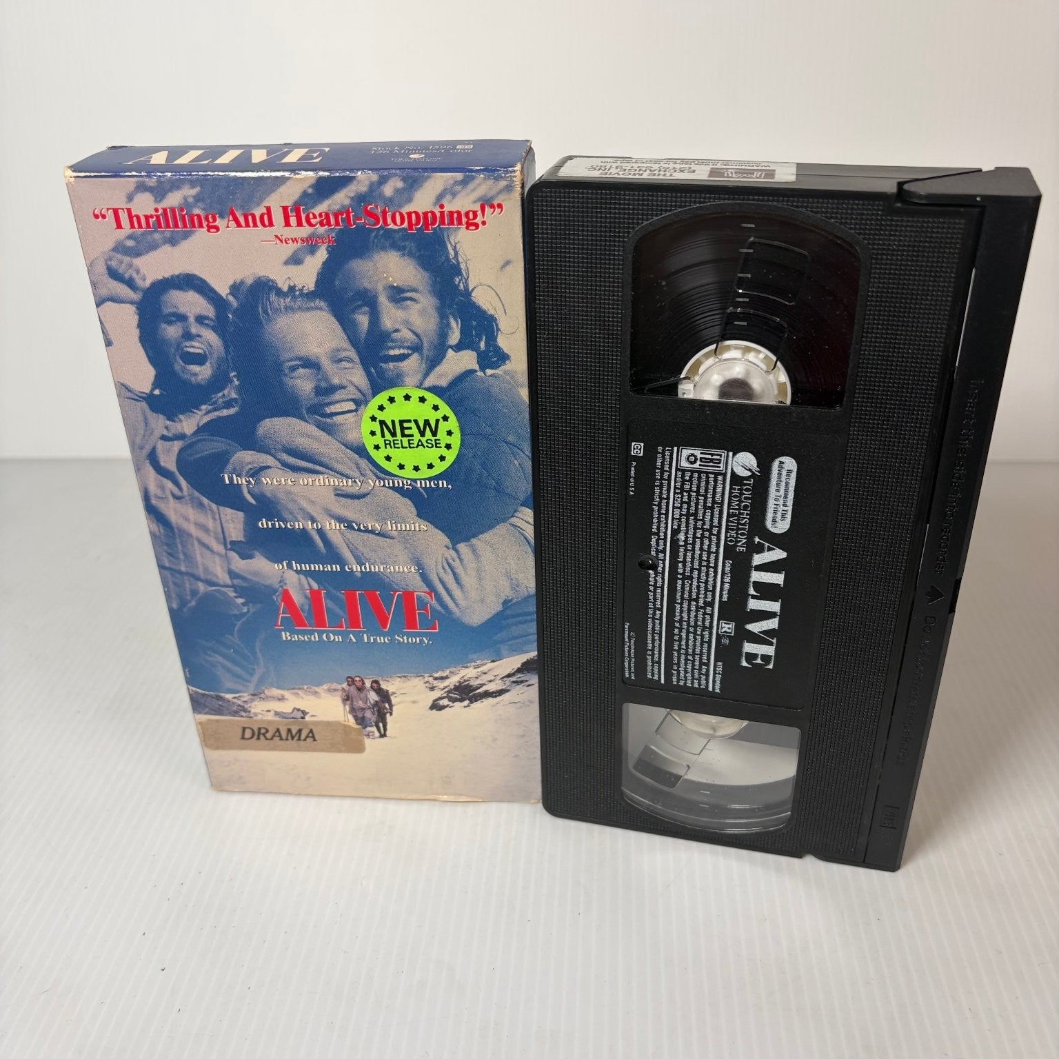 ALIVE VHS 1993 Drama Survival True Story Touchstone R Rated New Release