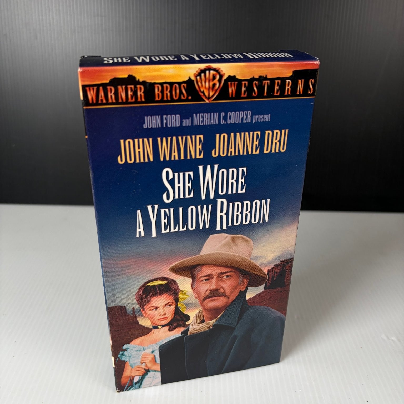 She Wore a Yellow Ribbon VHS 1949 Western Original Release Warner Bros.