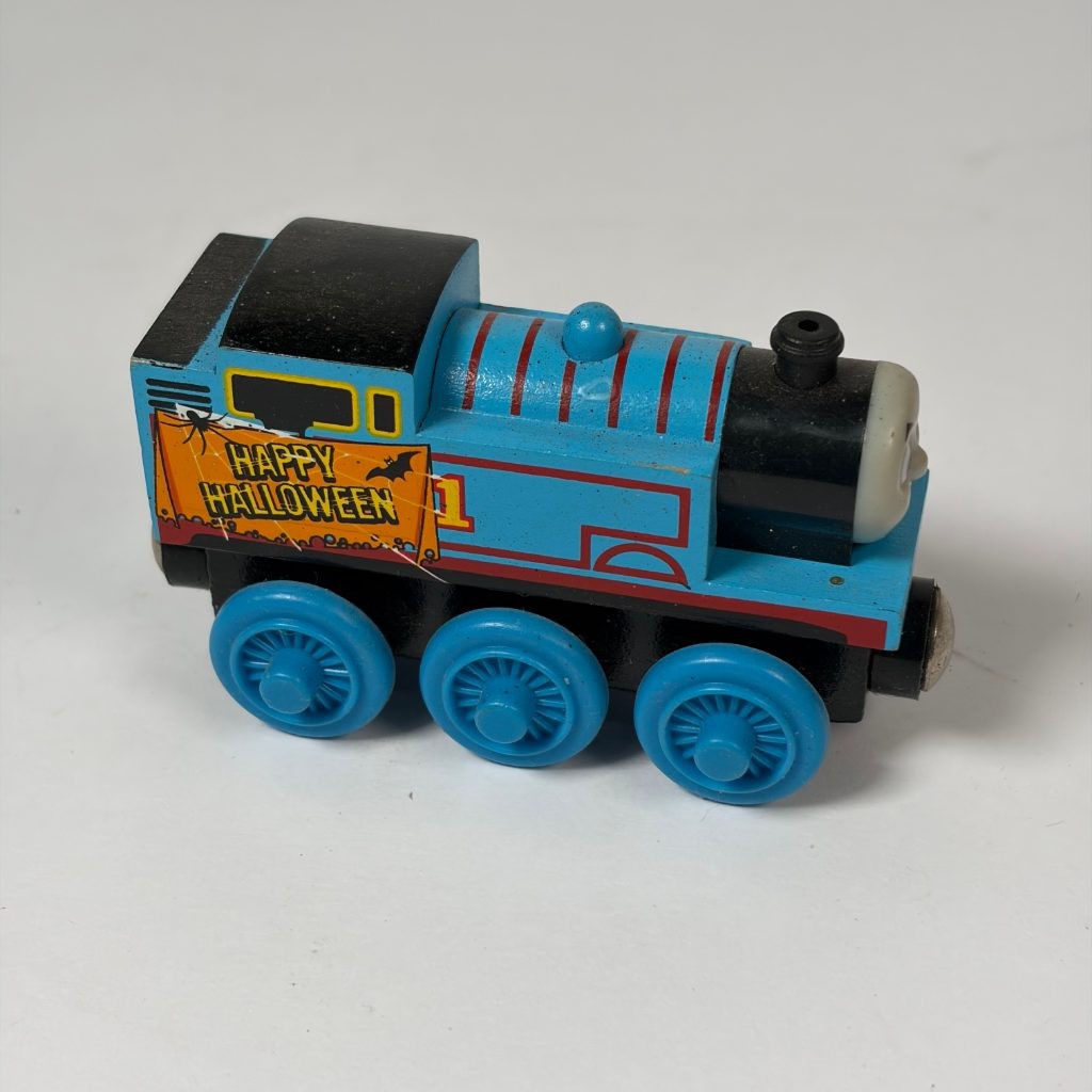 Thomas & Friends Wooden Railway Halloween Thomas Engine Learning Curve
