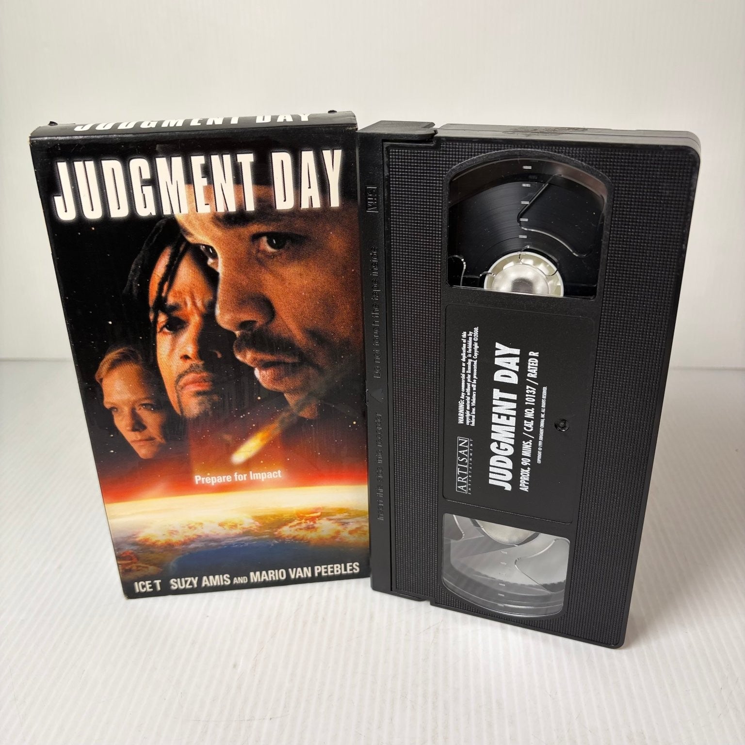 Judgment Day VHS 1999 Action Sci-Fi Artisan Home Entertainment
