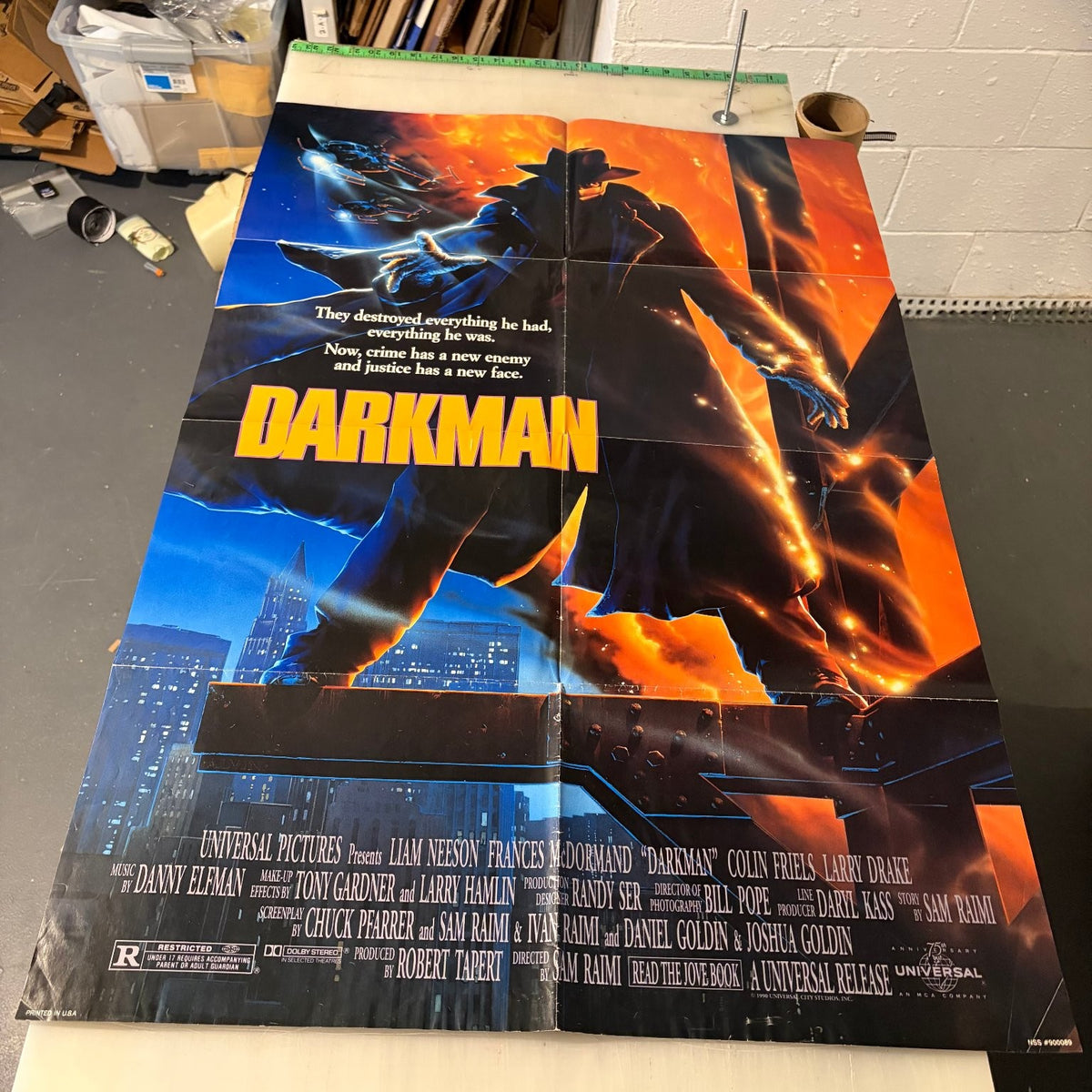 Darkman 1990 One-Sheet Movie Poster Universal Pictures Sam Raimi 27"x40"
