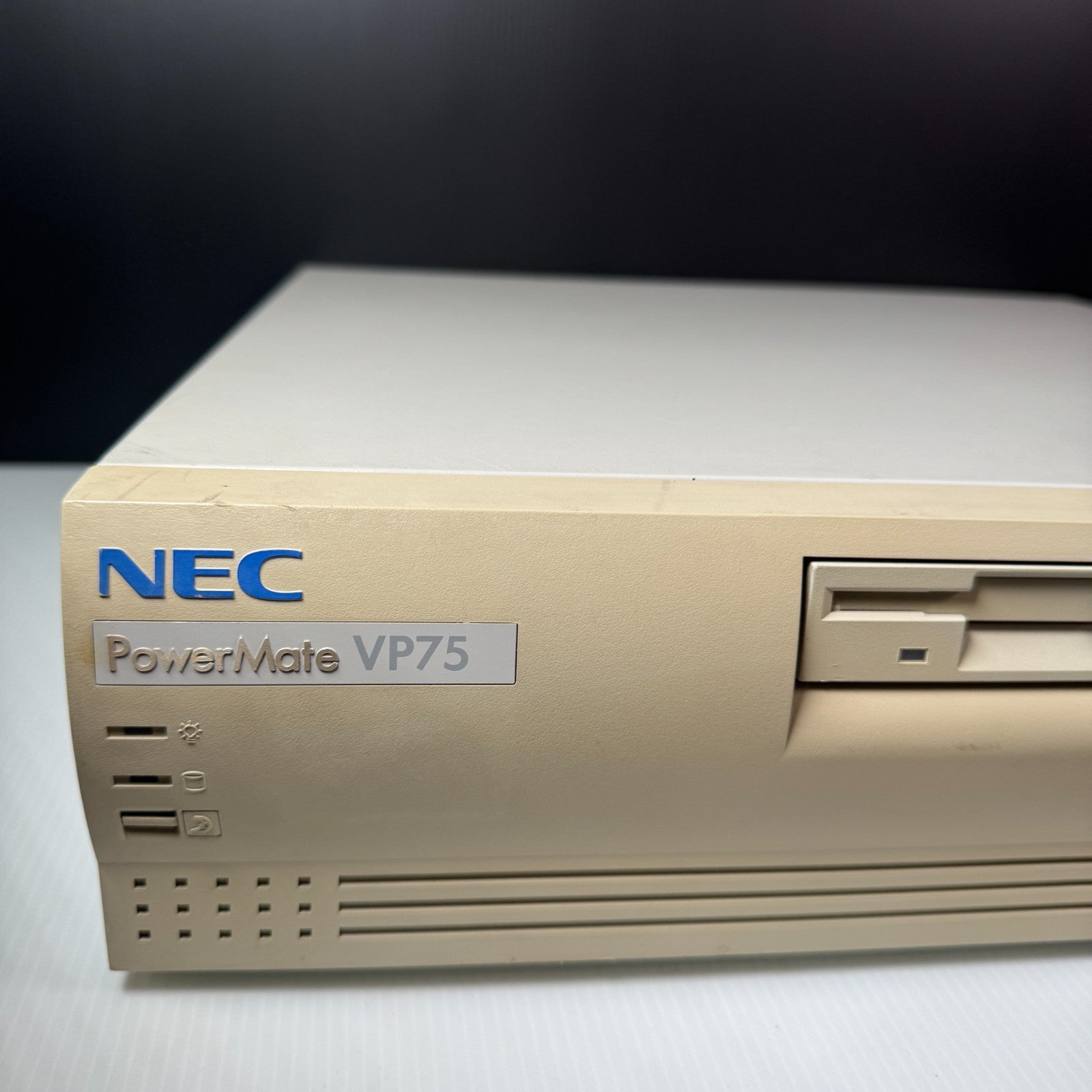 Vintage NEC PowerMate VP75 Intel Pentium Model PM-1520-24813C AS IS For Repair