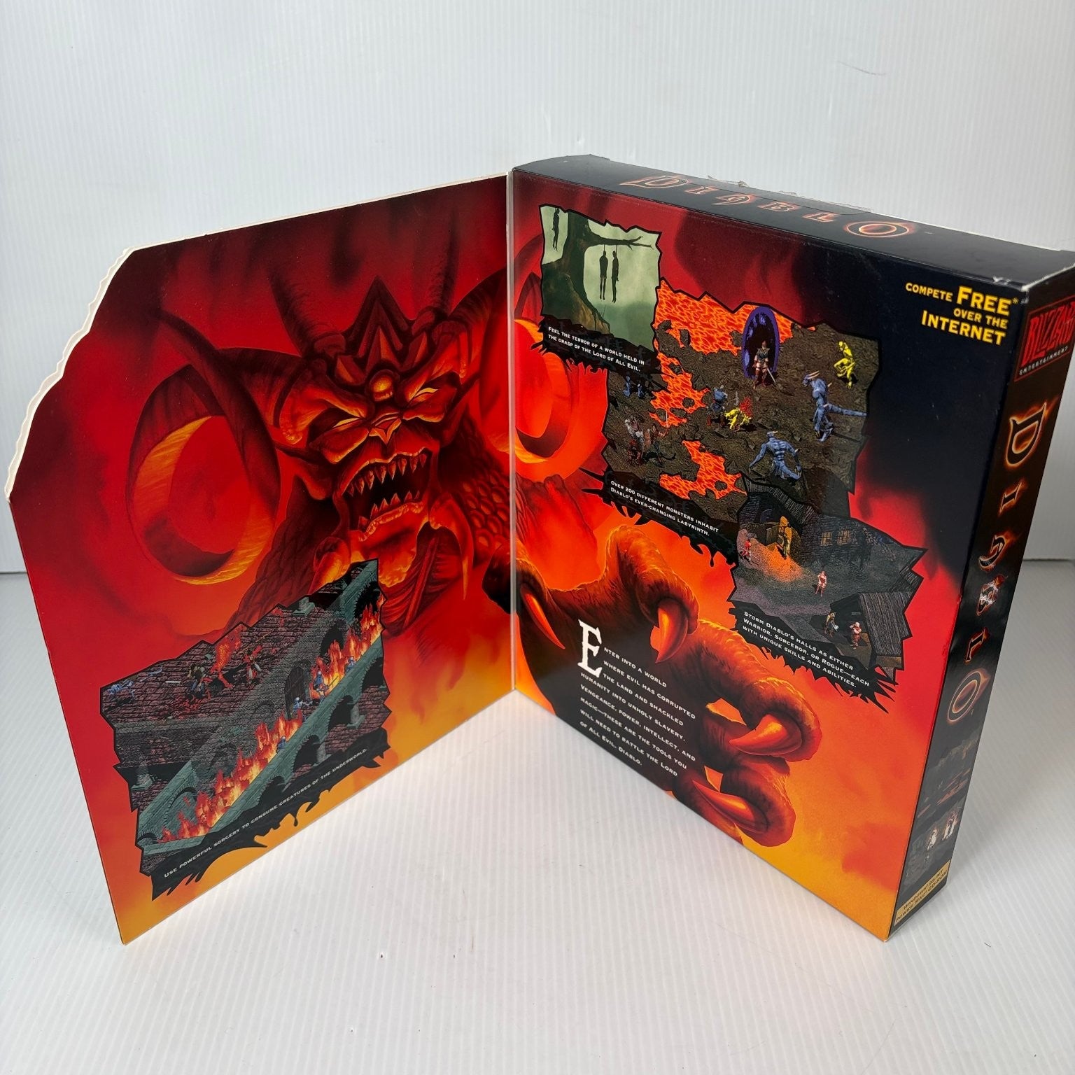 Diablo Game of the Year Gatefold Big Box PC Video Game Blizzard Complete