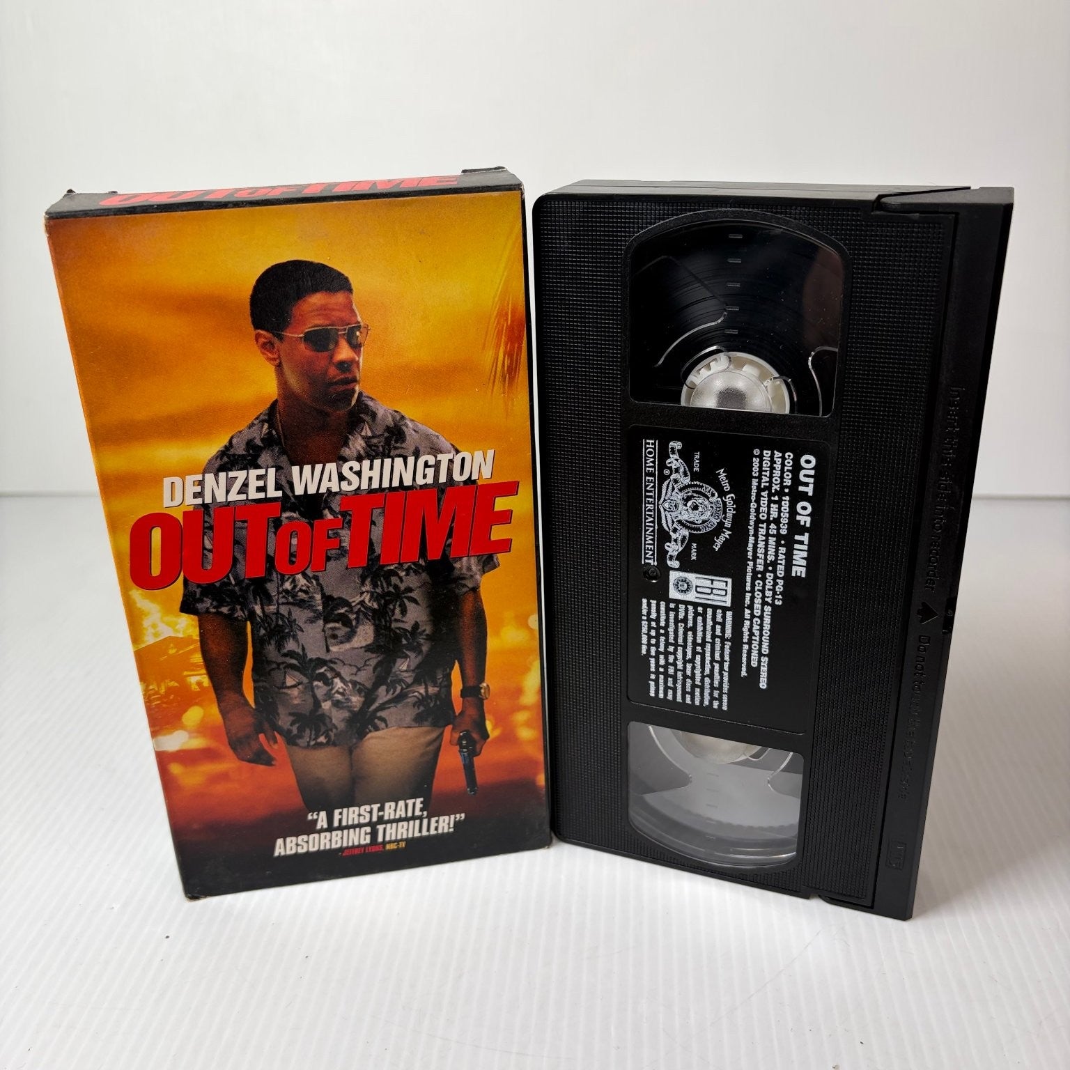 Out of Time VHS 2003 Denzel Washington Thriller MGM Digital Stereo