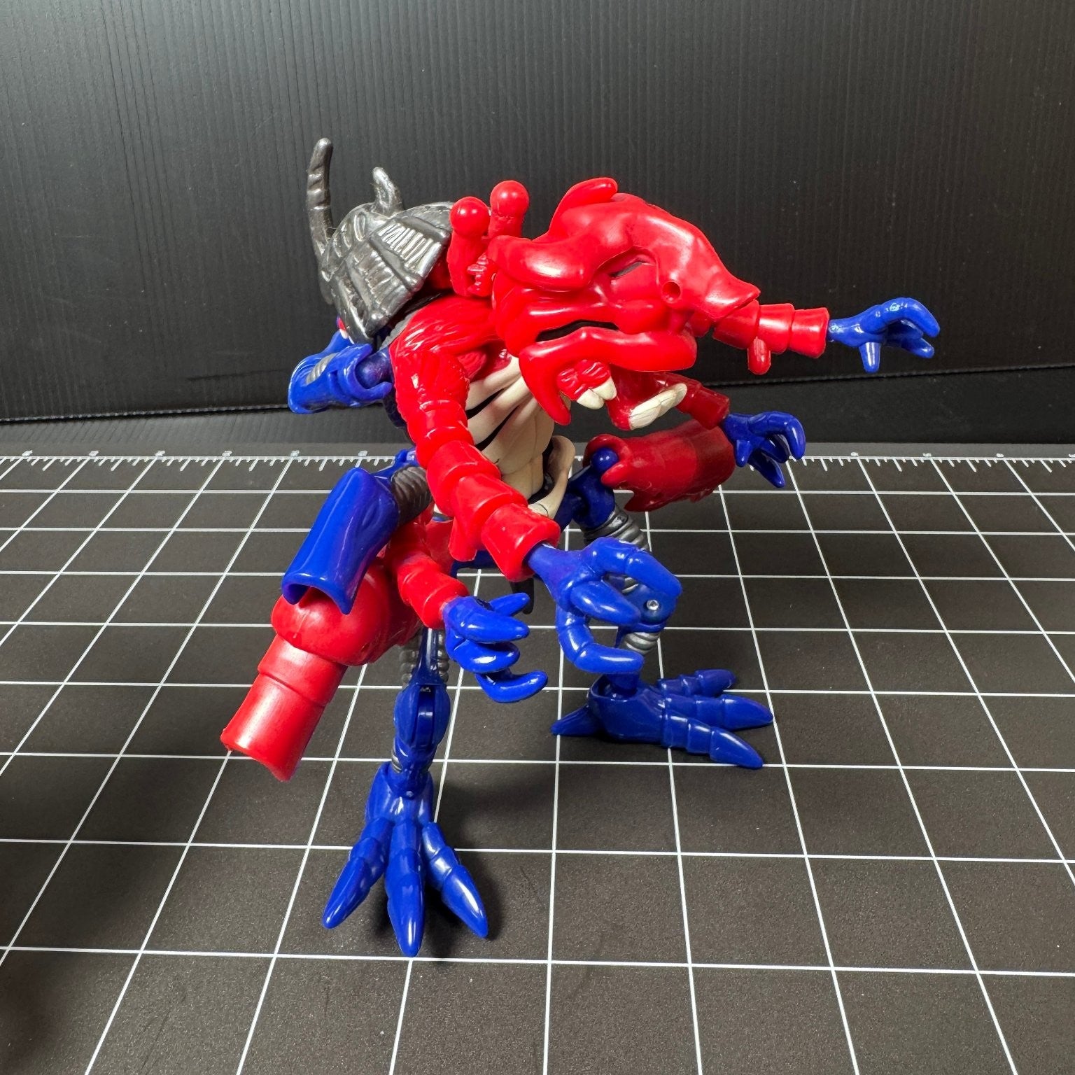 Digimon Digivolving Figures Lot (Incomplete) with Kabuterimon, Gardamon & Veemon