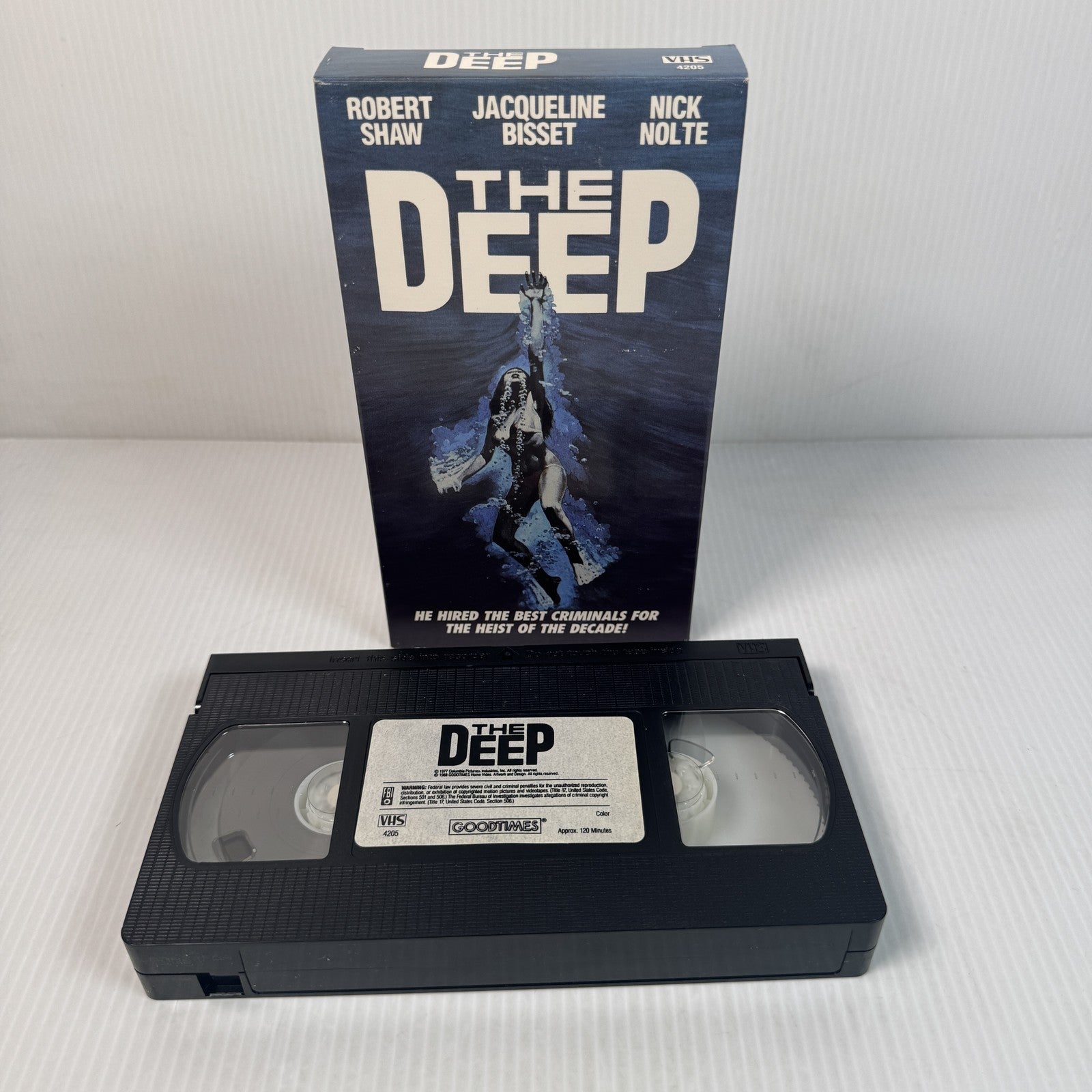Vintage The Deep VHS 1977 Robert Shaw Jacqueline Bisset Nick Nolte Movie Thrille