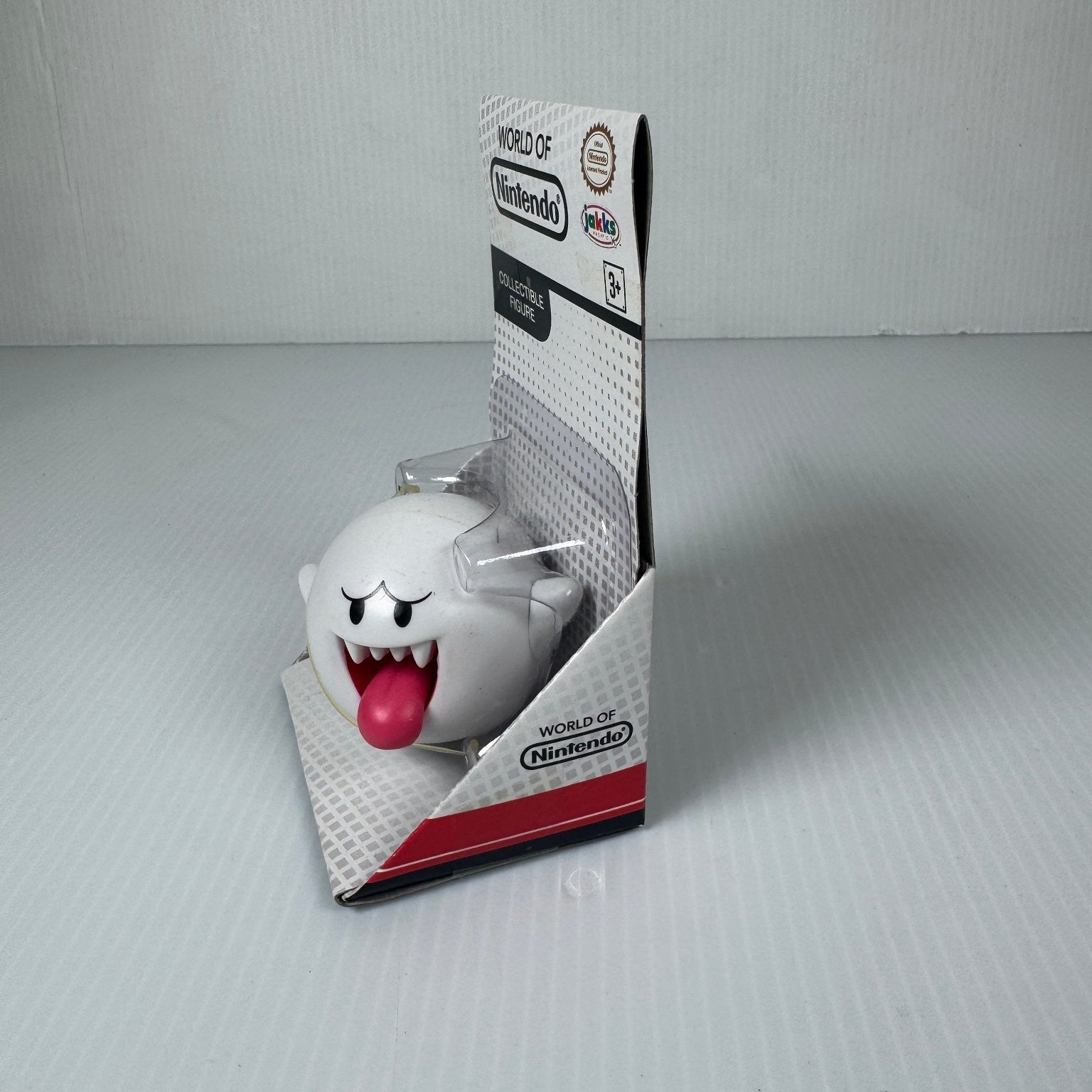 World of Nintendo Boo Ghost 2.5" Super Mario Collectible Figure  Jakks Pacific