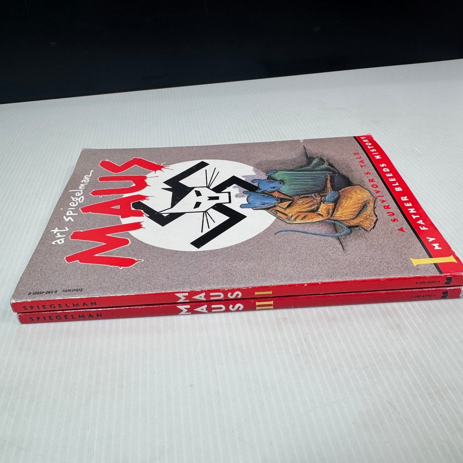 Maus I & II WWII Anthropomorphic Historical Fiction Graphic Novel Art Spiegelman