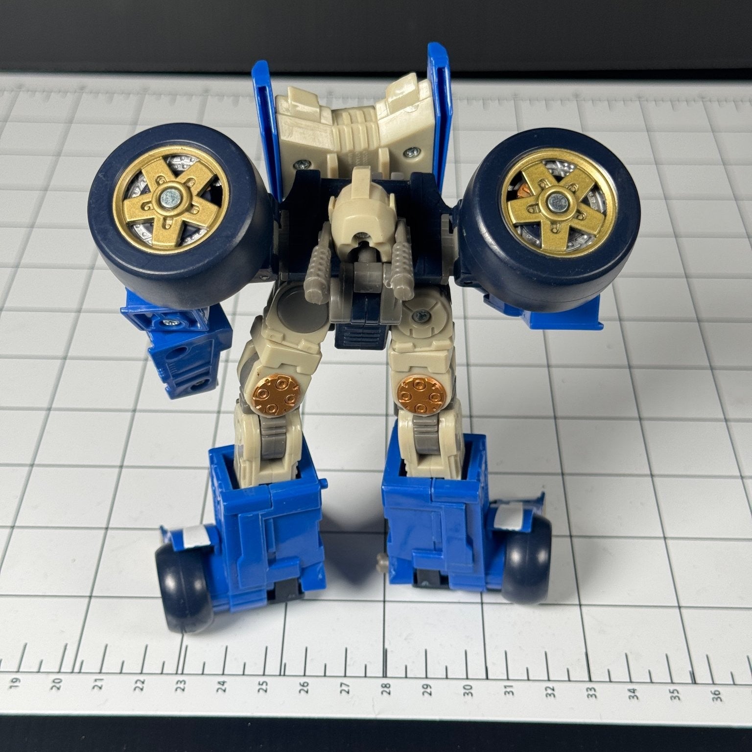 Transformers Prowl Energon Combat Class Police Car 2003 Hasbro Incomplete