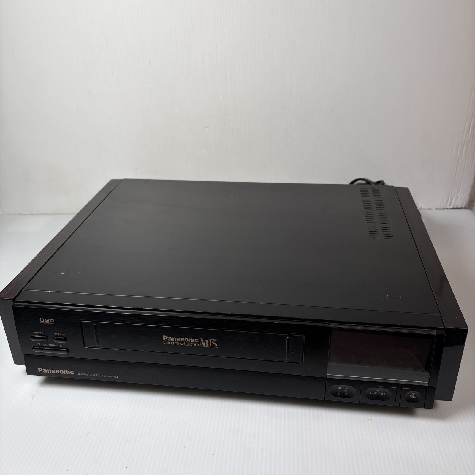 Panasonic PV-2900 Omnivision VHS VCR Player Wood Panel (Tracking Issues As Is)