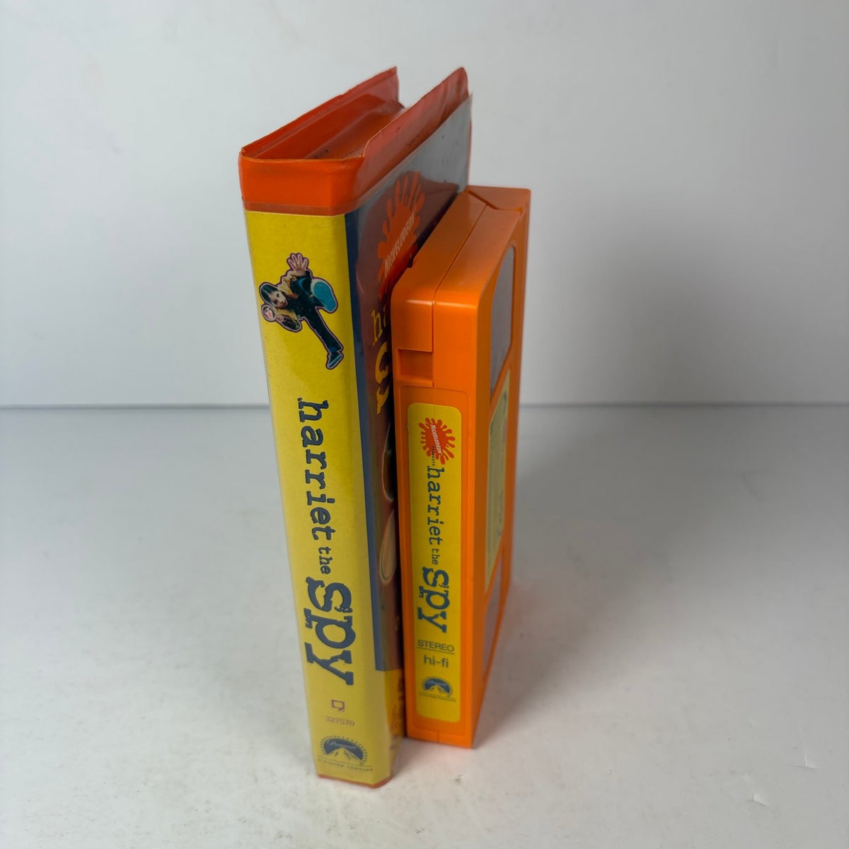 Harriet the Spy VHS 1996 Family Comedy Orange Shell Paramount Nickelodeon