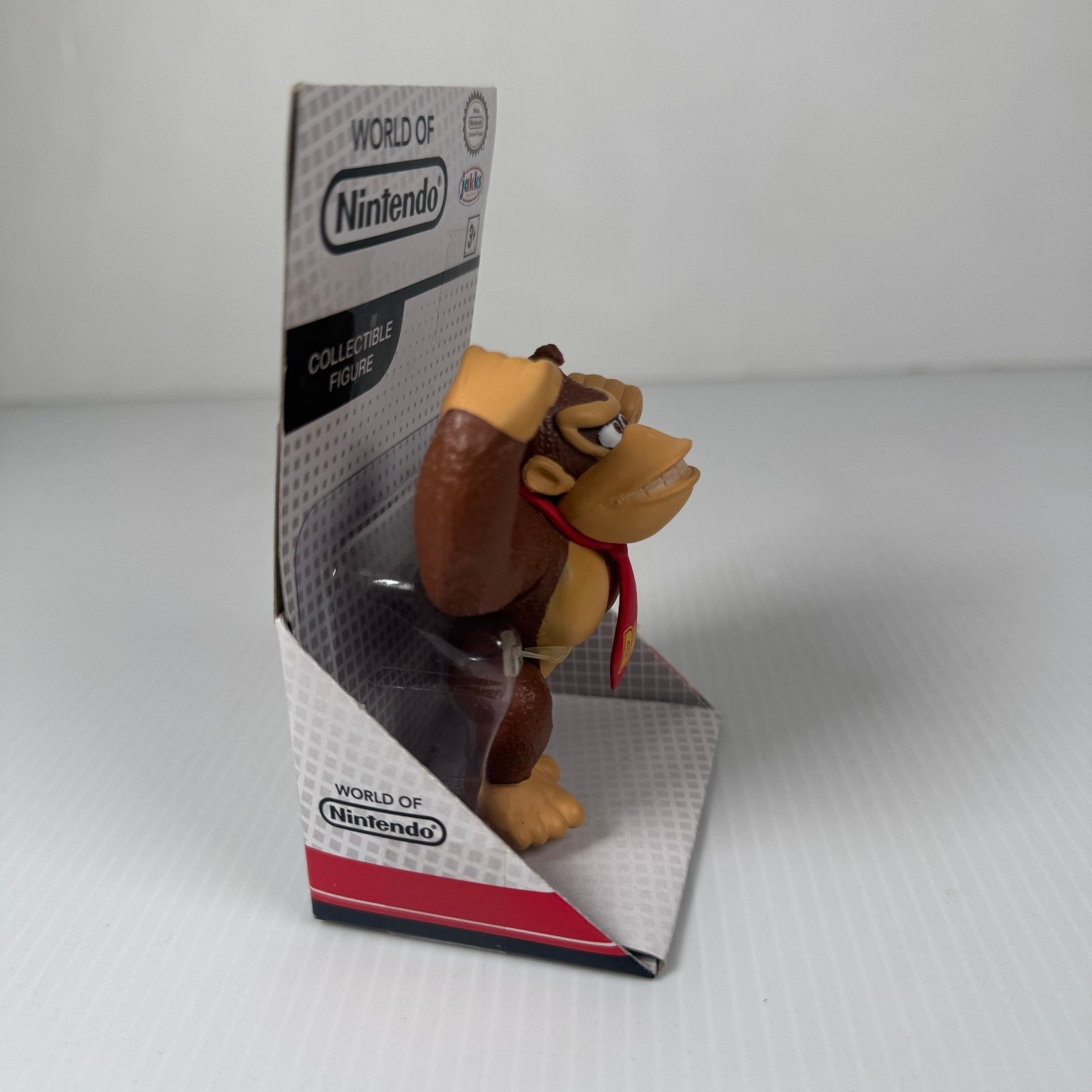 World of Nintendo Donkey Kong Super Mario 2.5" Collectible Figure
