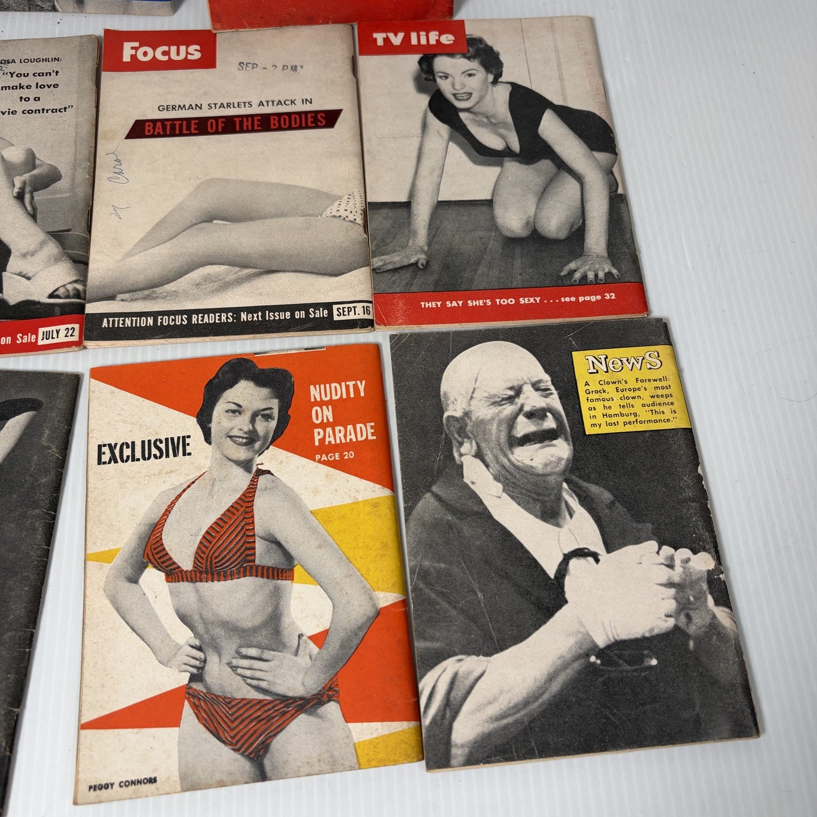 Vintage 1950s Magazine Lot Tempo TV Life Focus Show Exclusive News Pin-Up Bikini