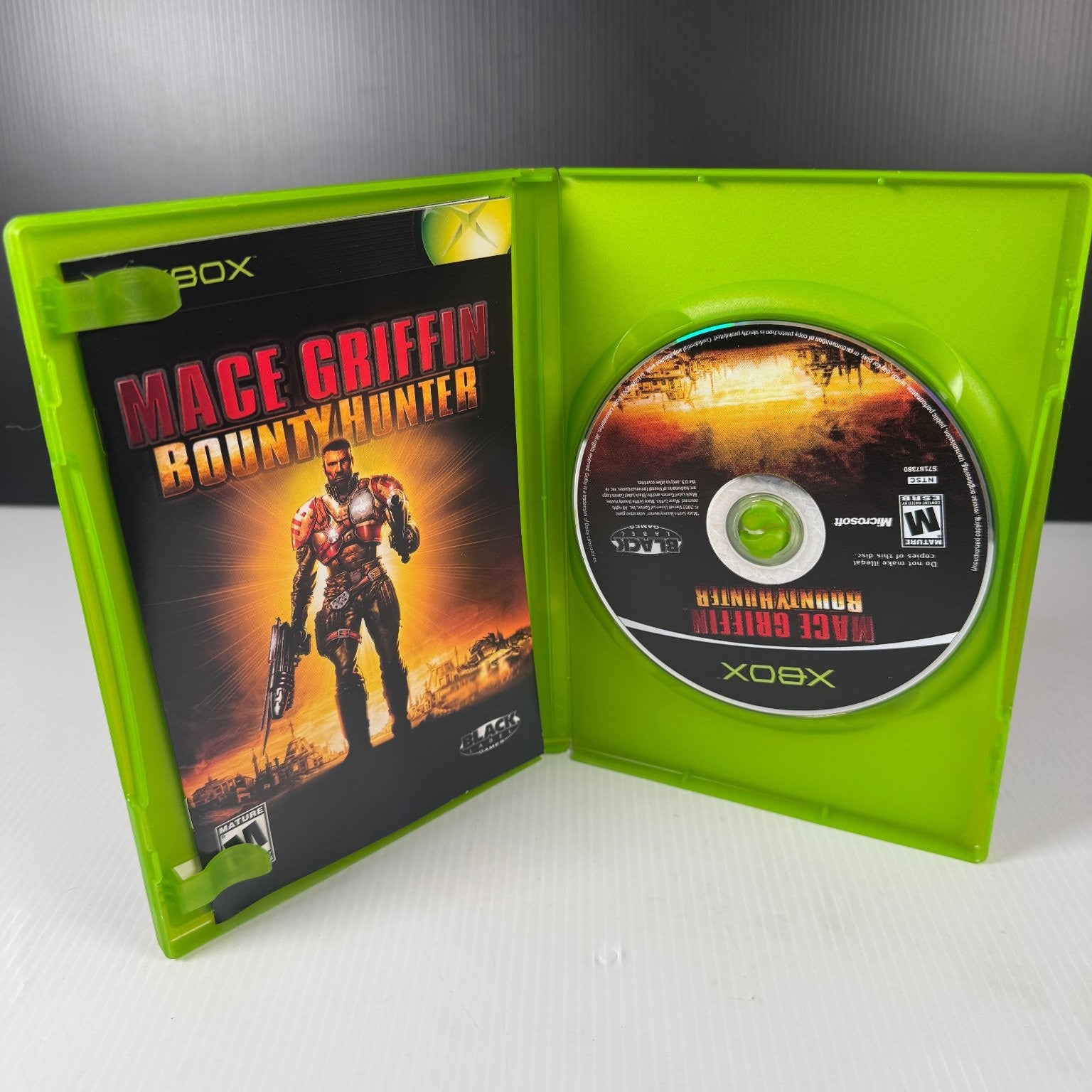 Mace Griffin Bounty Hunter Xbox Video Game Sci-Fi Shooter Complete CIB