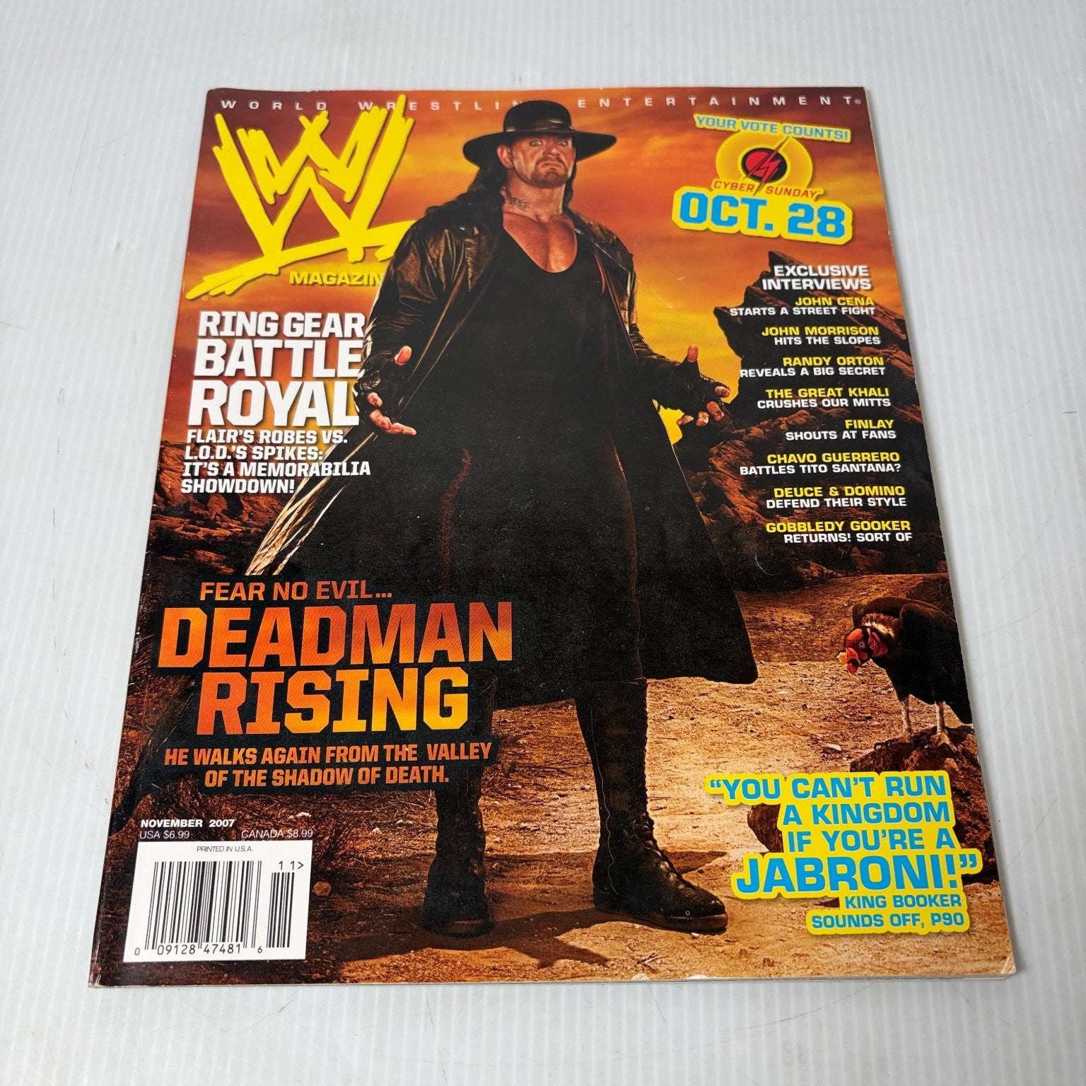 WWE Magazine November 2007 The Undertaker Deadman Rising Wrestling Sports