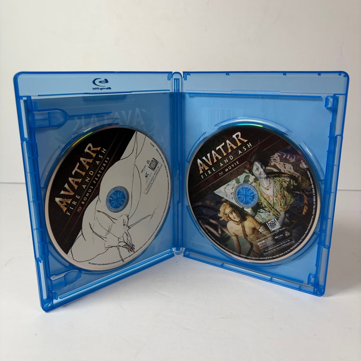 Avatar Fire and Ash Blu-Ray 2017 2-Disc Set Bonus Features