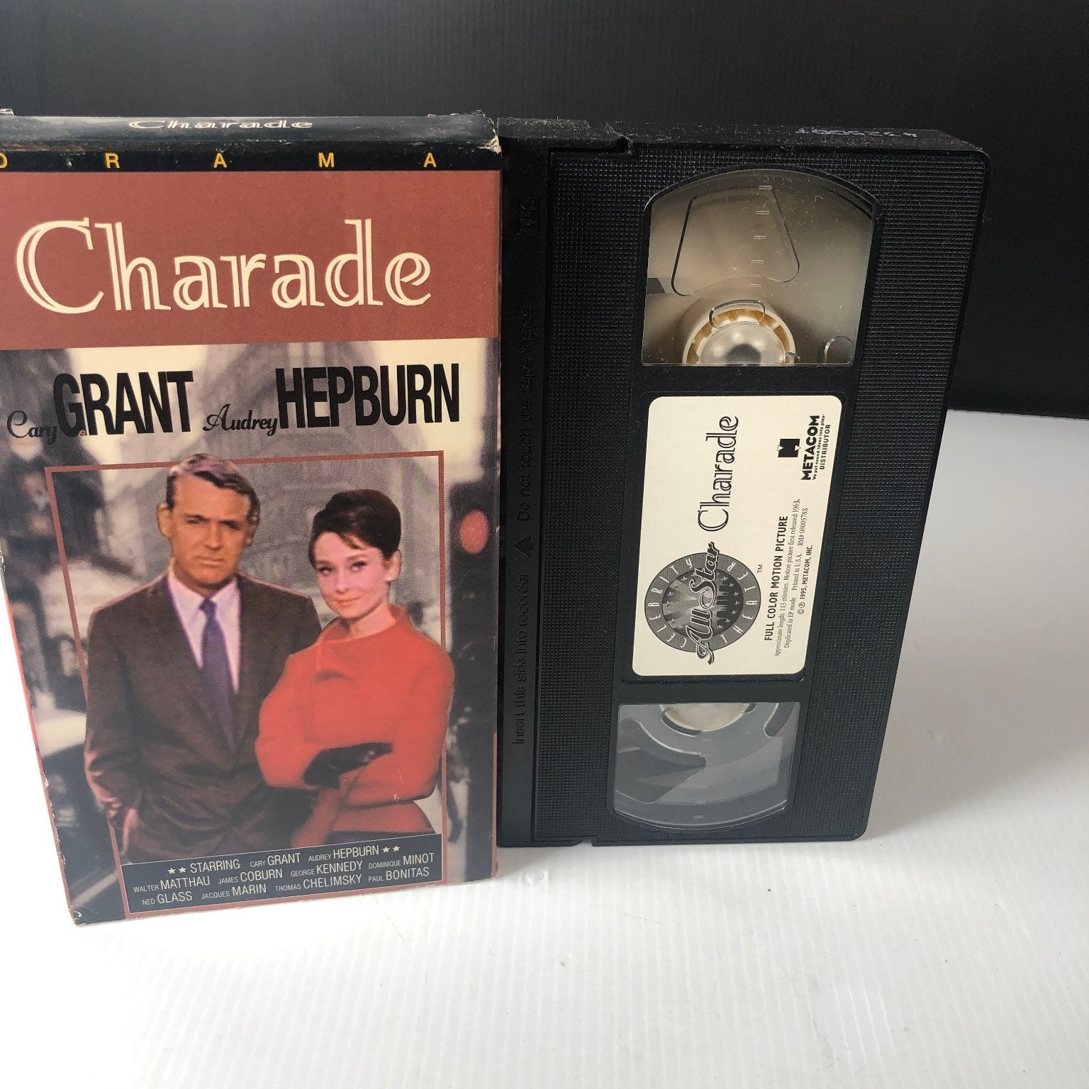 Charade VHS 1963 Drama Mystery Original Release Metacom Audrey Hepburn