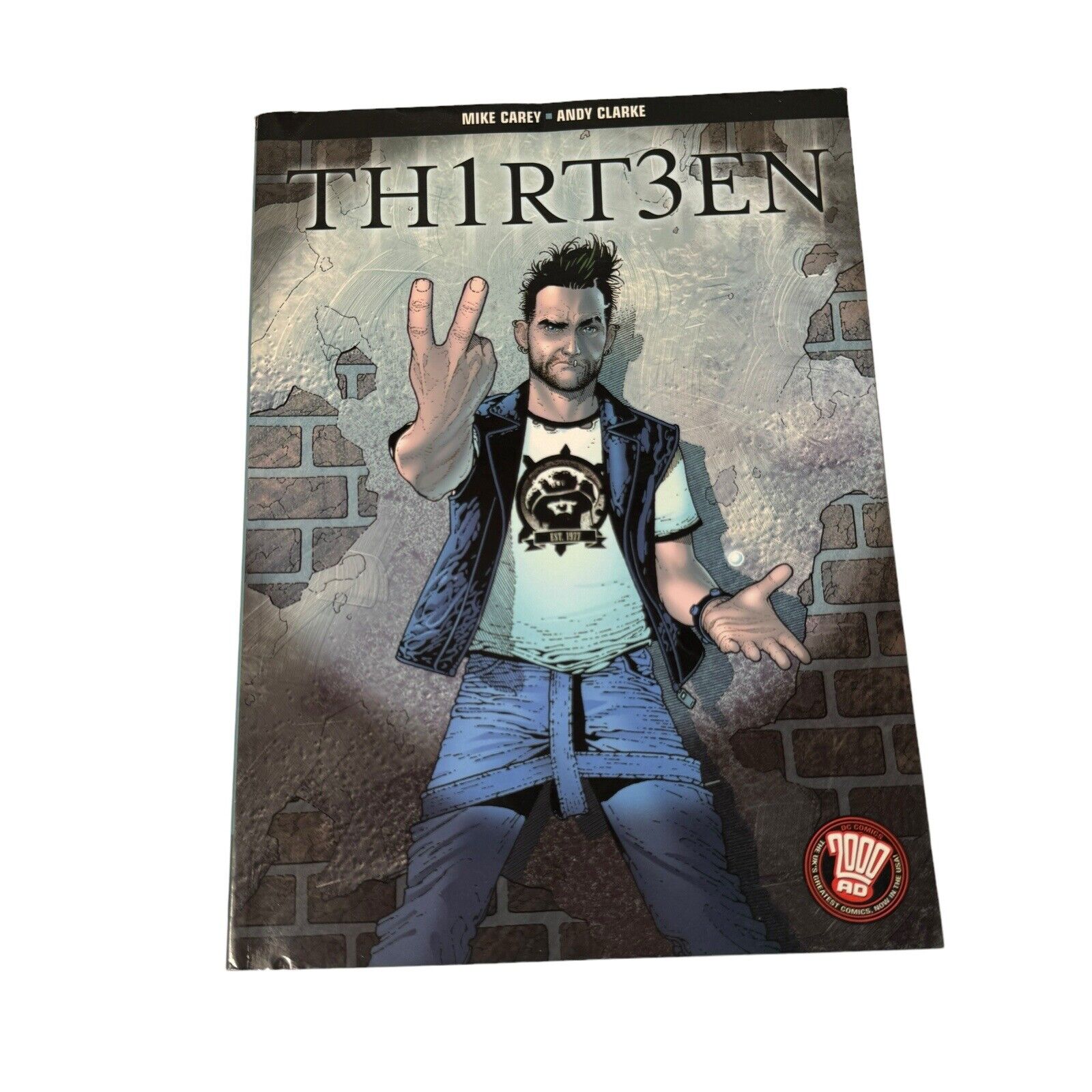 Th1rt3en Graphic Novel By 2000 AD & DC Comics Mike Carey 13 Thirteen