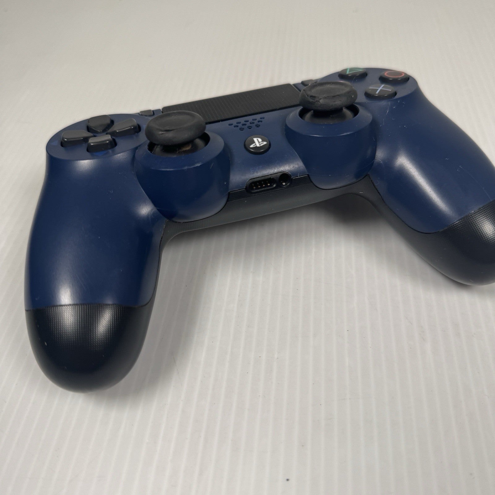 Sony PS4 PlayStation 4 DualShock 4 Wireless Controller Midnight Blue CUH-ZCT1U