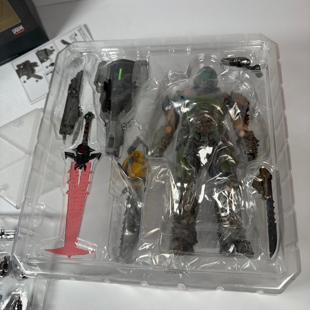 figma SP-140 Doom Slayer Doom Eternal Good Smile Company Action Figure (READ)