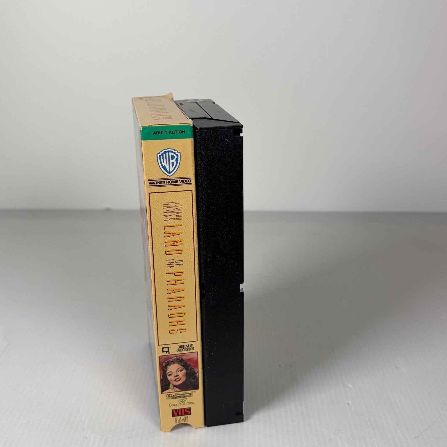 Land of the Pharaohs VHS 1955 Epic Joan Collins Howard Hawks Warner Home Video