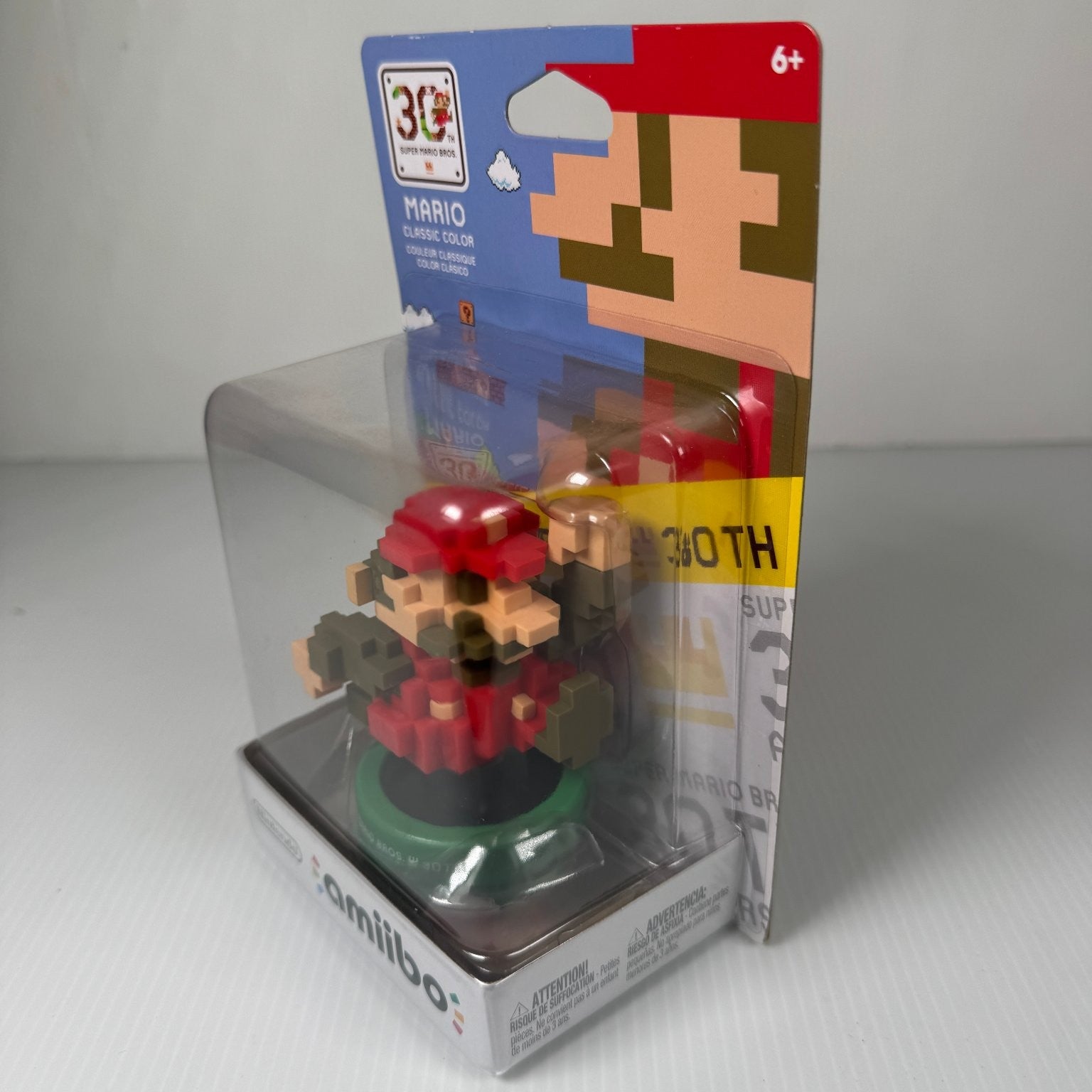 Nintendo 8-bit Mario Classic 30th Anniversary Color Amiibo Figure Wii U 3DS
