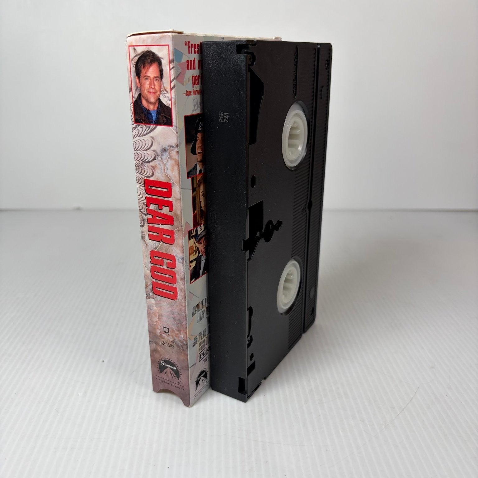 Dear God VHS 1997 Comedy Greg Kinnear Laurie Metcalf Paramount PG