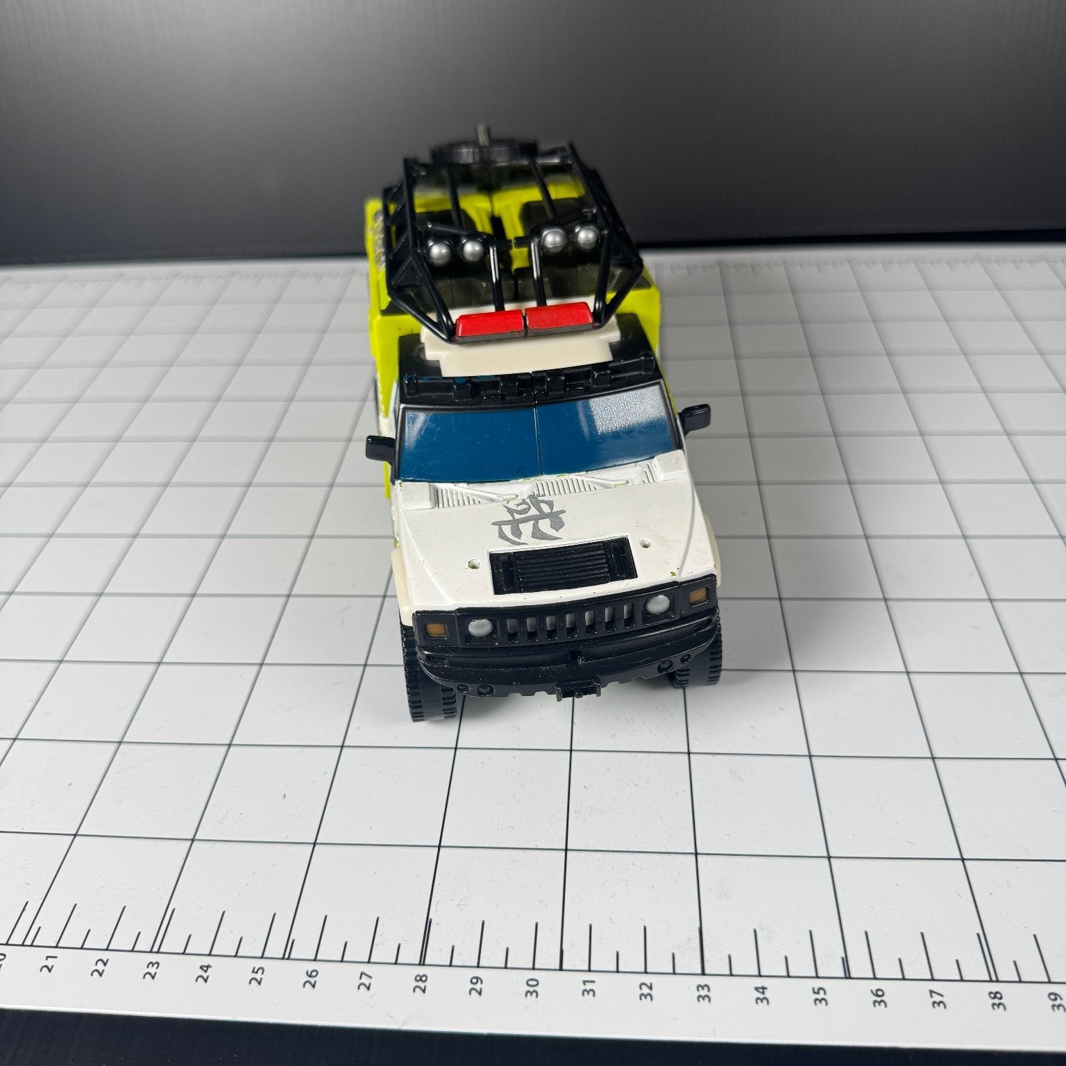 Transformers Dark of the Moon Voyager Class Ratchet Target Exclusive Incomplete