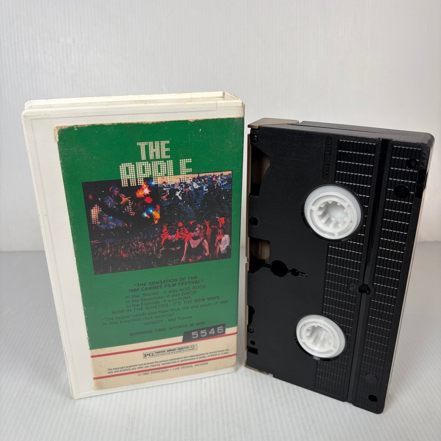 The Apple VHS 1980 Disco Sci-Fi Musical Paragon Video Cult Cut Box (Star Rock)