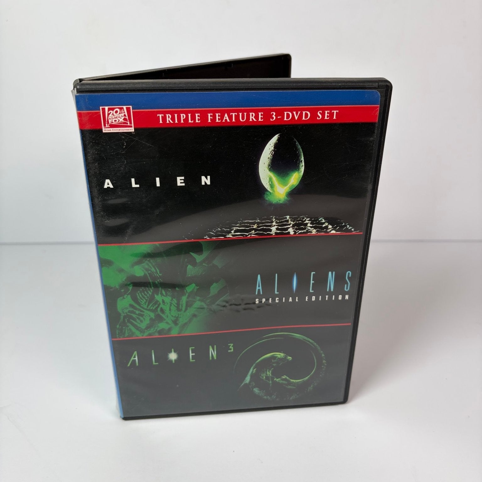 Alien, Aliens, Alien 3 Triple Feature 3-DVD Set 1979-1992 Weaver Scott