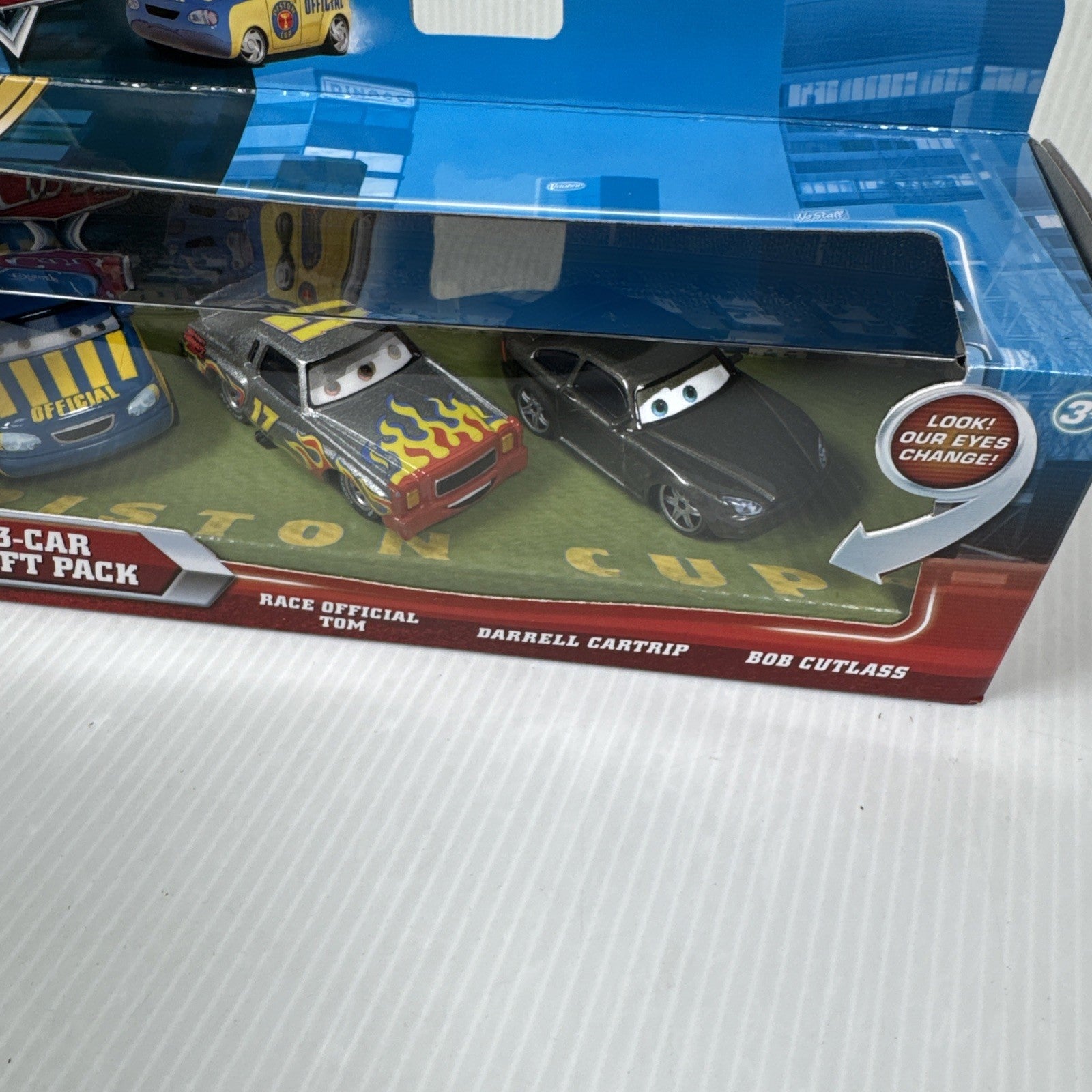 Disney Pixar Cars PISTON CUP 3-CAR GIFT PACK DARREL BOB TOM 2010 1:55 Diecast