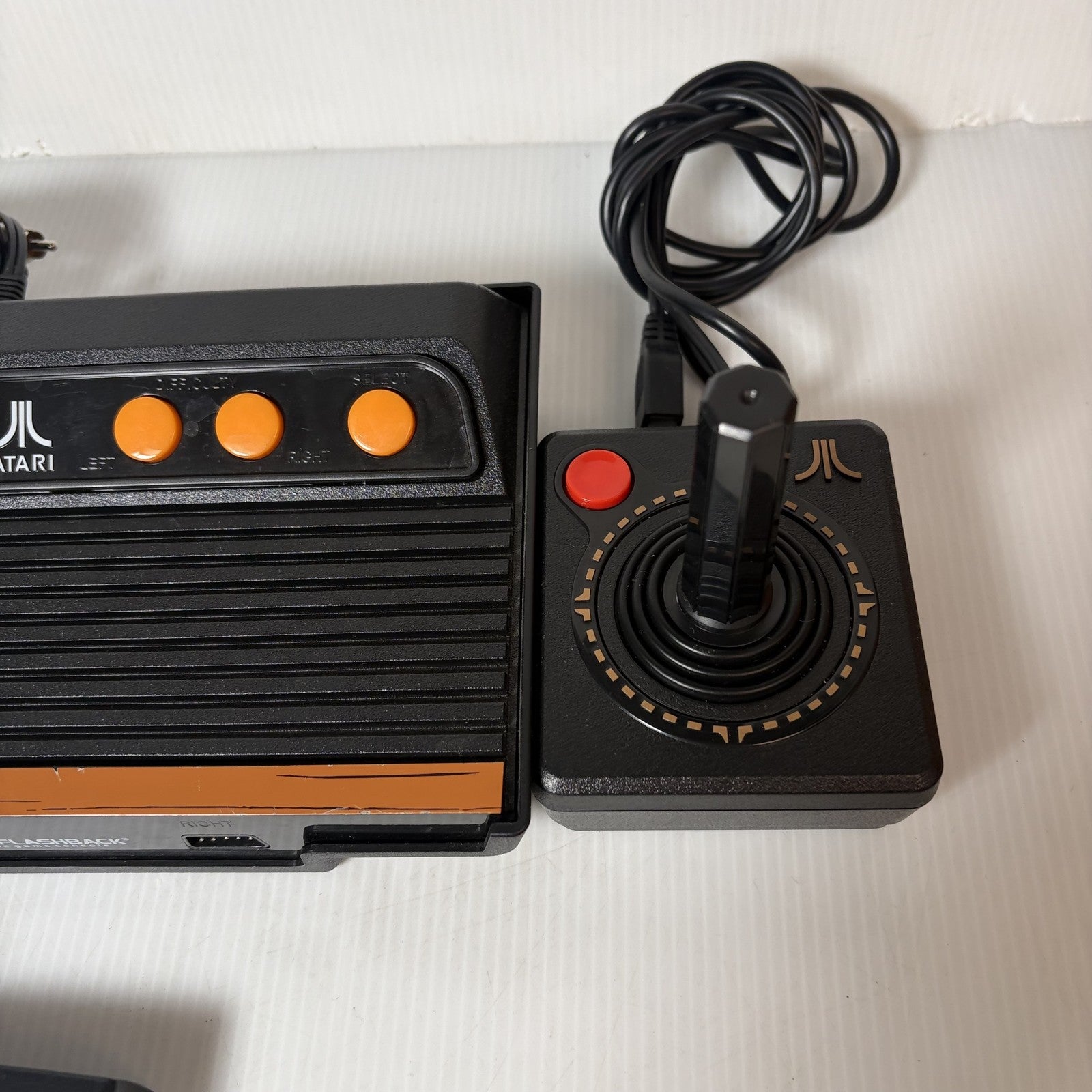 Atari Flashback 8 Classic Game Console System with 2 Joysticks Tested Working
