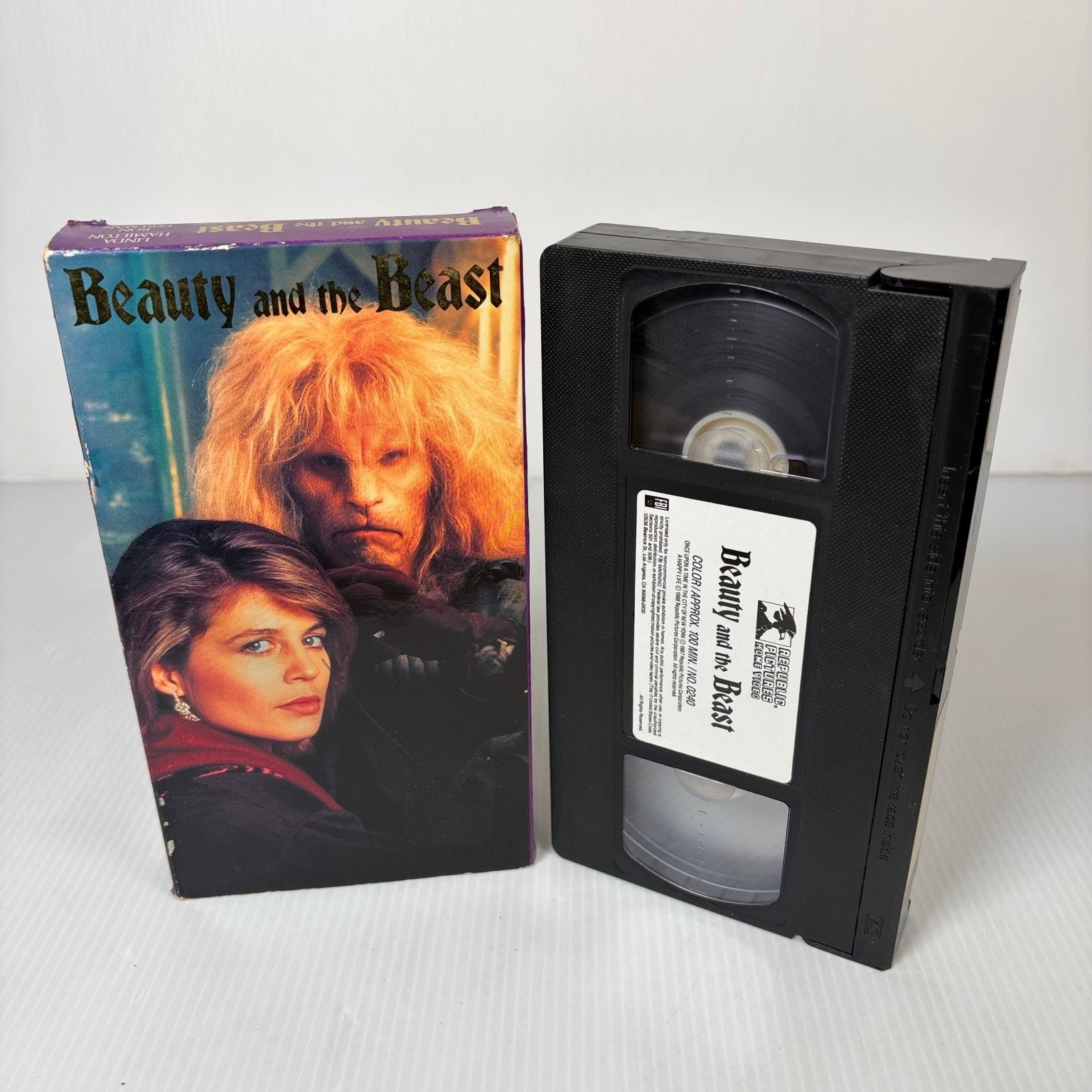 Beauty and the Beast VHS 1987 Action Fantasy Romance Ron Perlman Republic