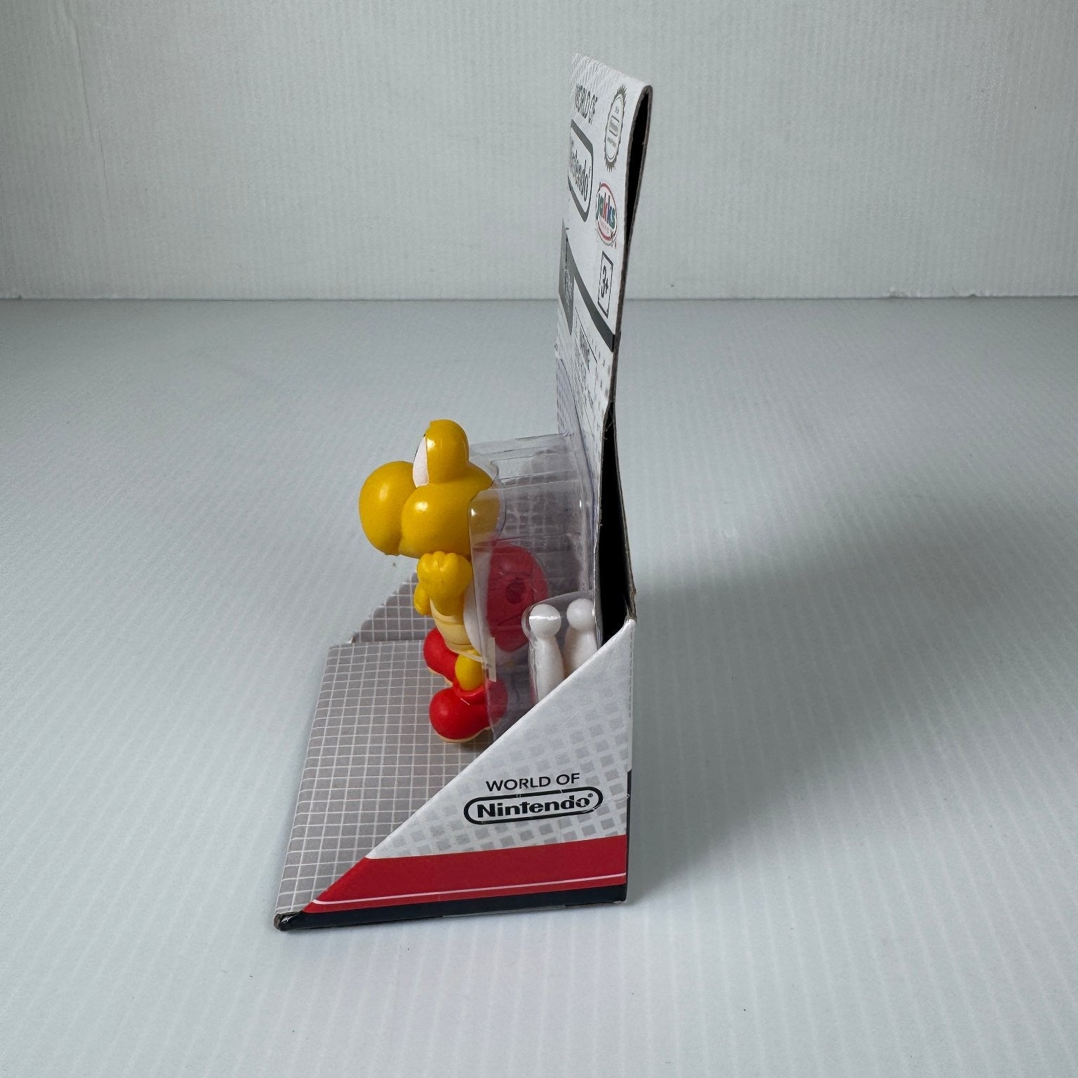 World of Nintendo Yellow Koopa Paratroopa 2.5" Action Figure with Wings