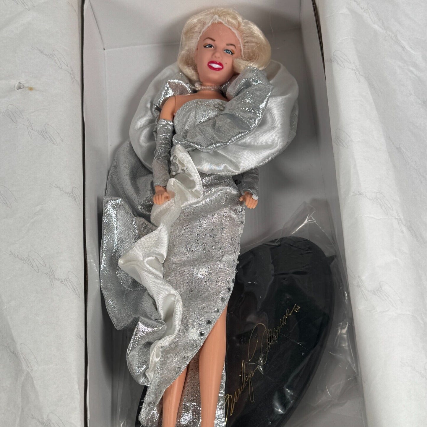 Marilyn Monroe Doll Limited Edition 1993 DSI #7407 NIB with Wear - Read Desc.