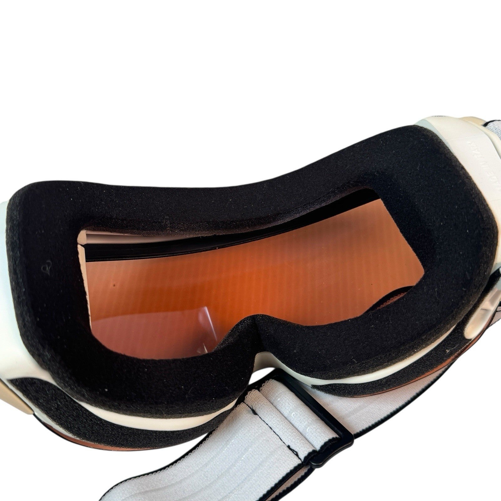 Abom Heated Anti-Fog Ski Snowboard Goggles White Frame Amber Lens