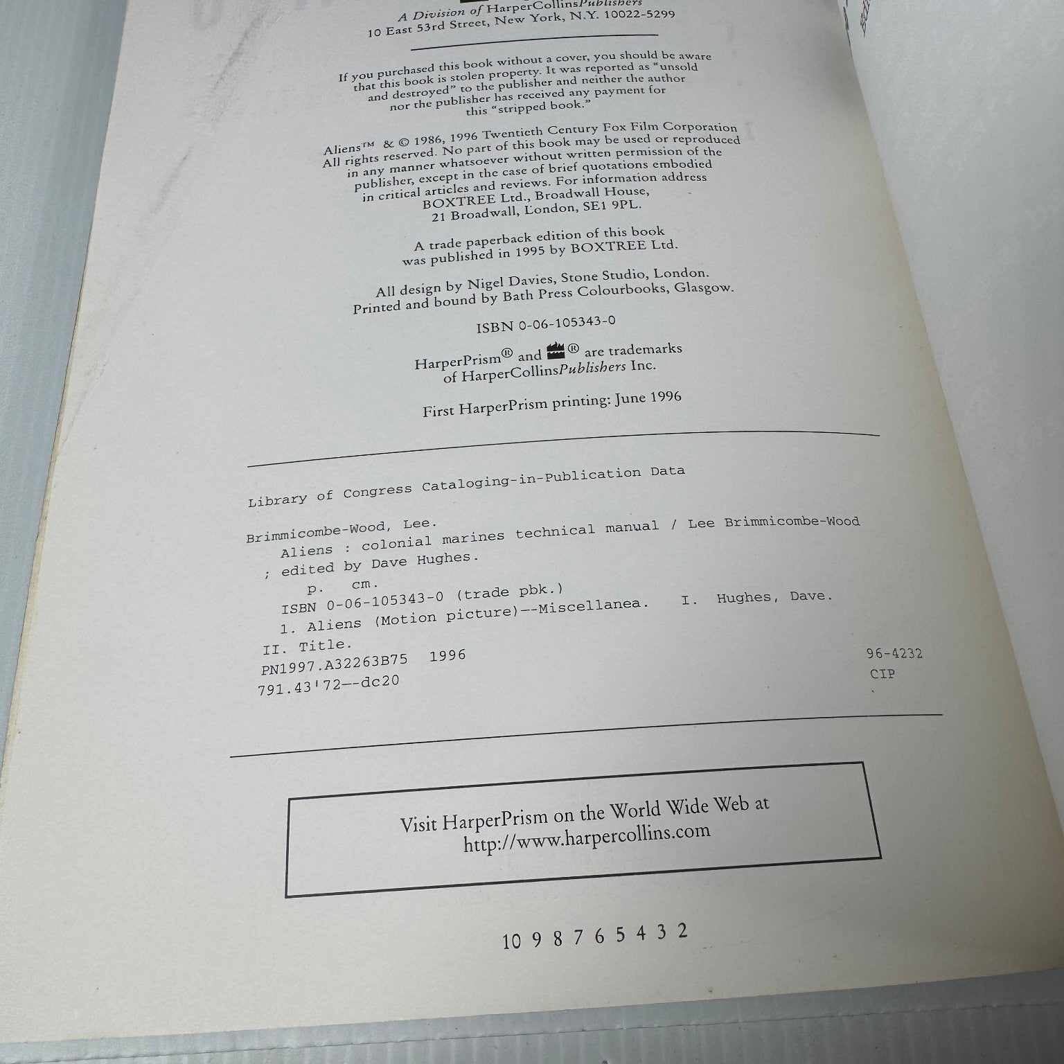 Aliens Colonial Marines Technical Manual Lee Brimmicombe-Wood 1996 HarperPrism