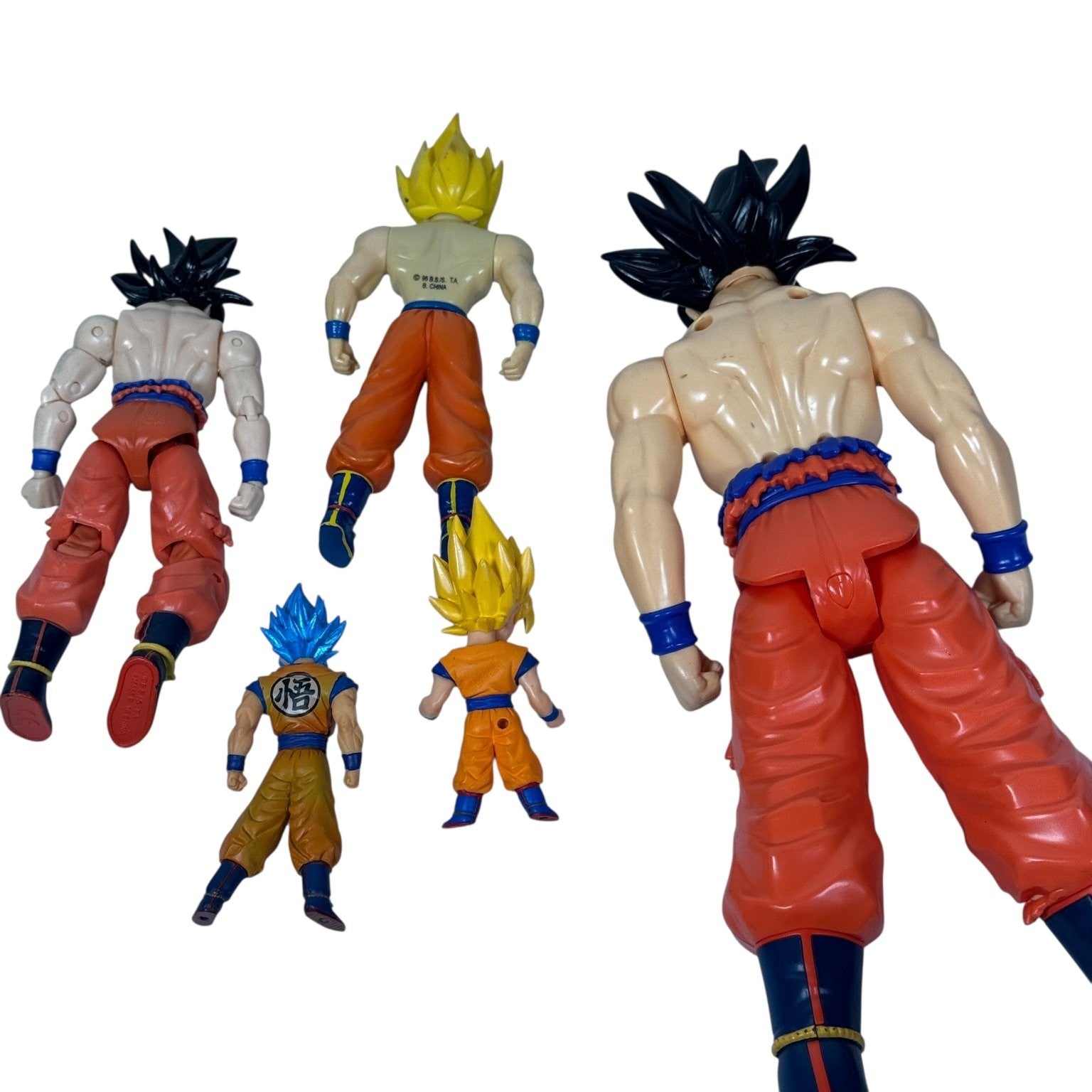 Vintage Mixed Lot of 5 Dragon Ball Z Goku & Vegeta Action Figure Lot Bandai