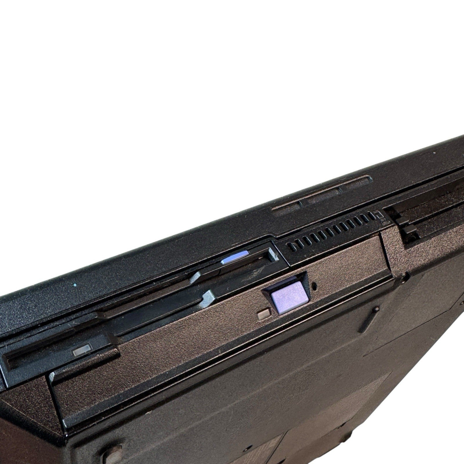 IBM ThinkPad i Series Type 2611 Laptop Powers On Black Screen Needs Battery