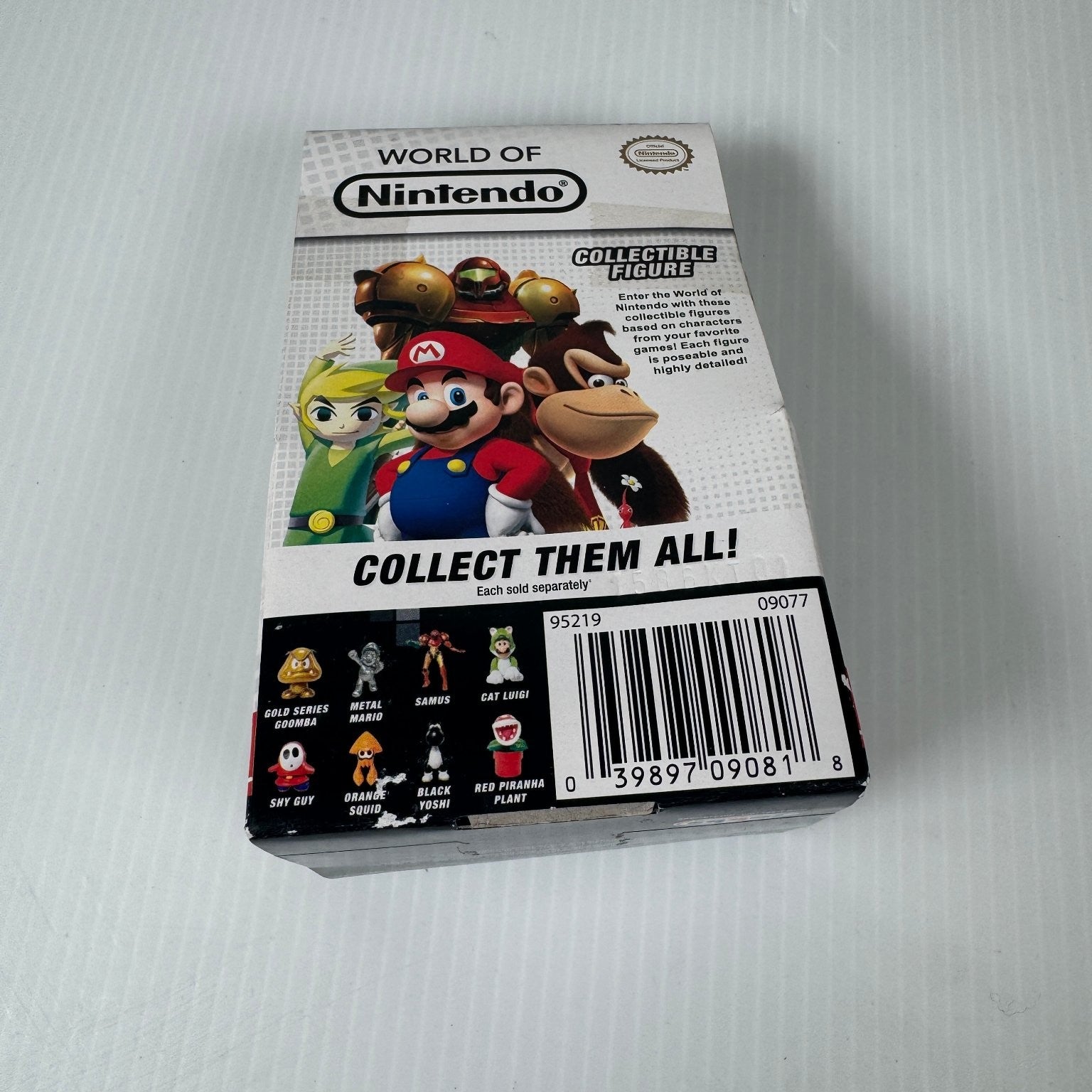 World of Nintendo Cat Luigi Super Mario 2.5" Collectible Figure